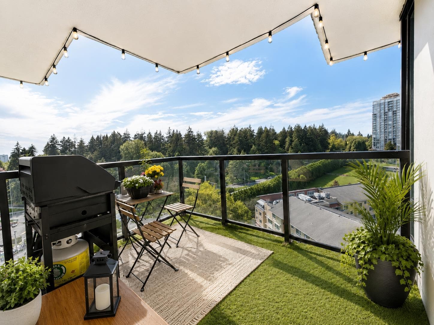 1701 - 15 E Royal Avenue, New Westminster, V3L 0A9 — photo 1
