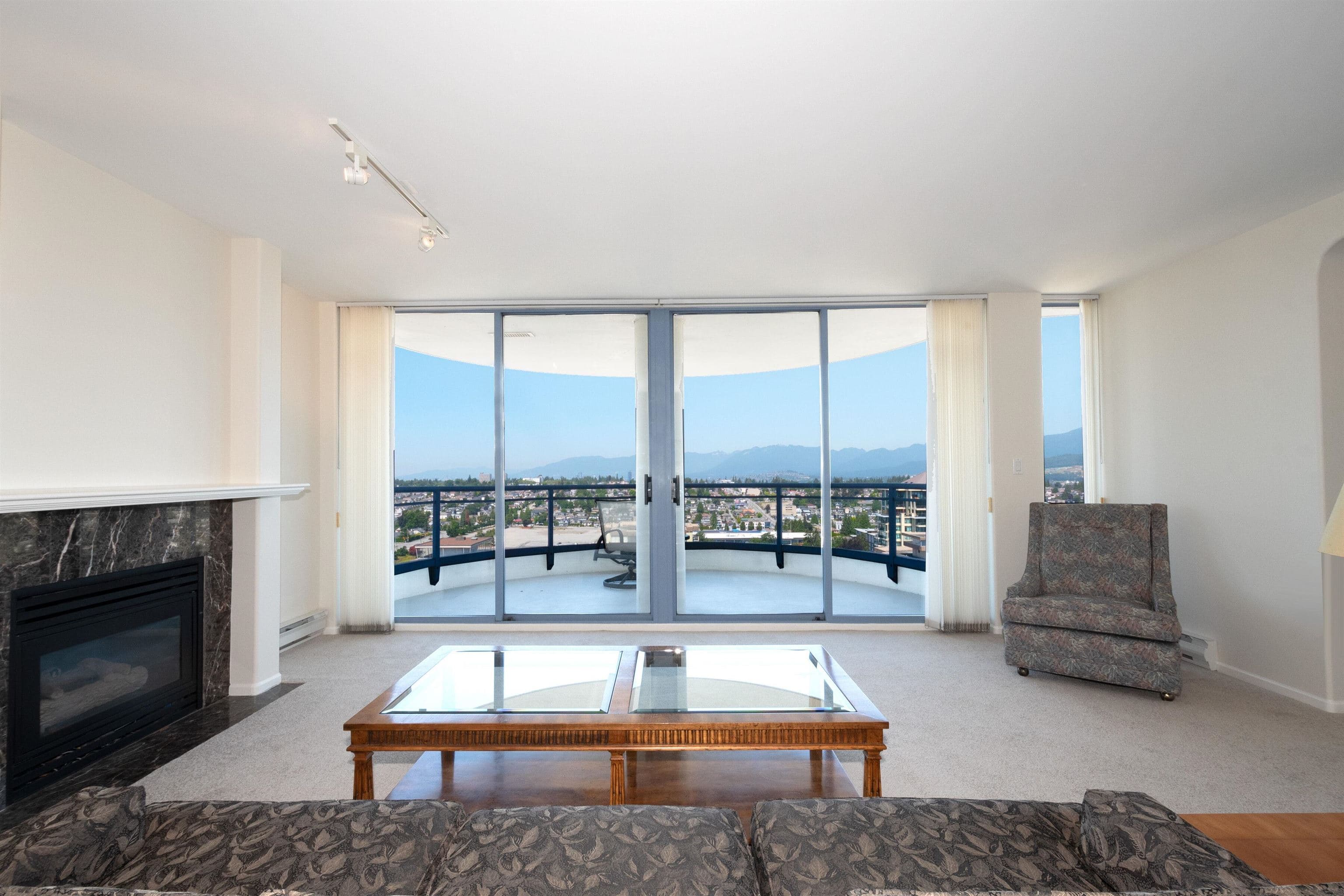 2301 - 719 Princess Street, New Westminster, V3M 6T9 — photo 5