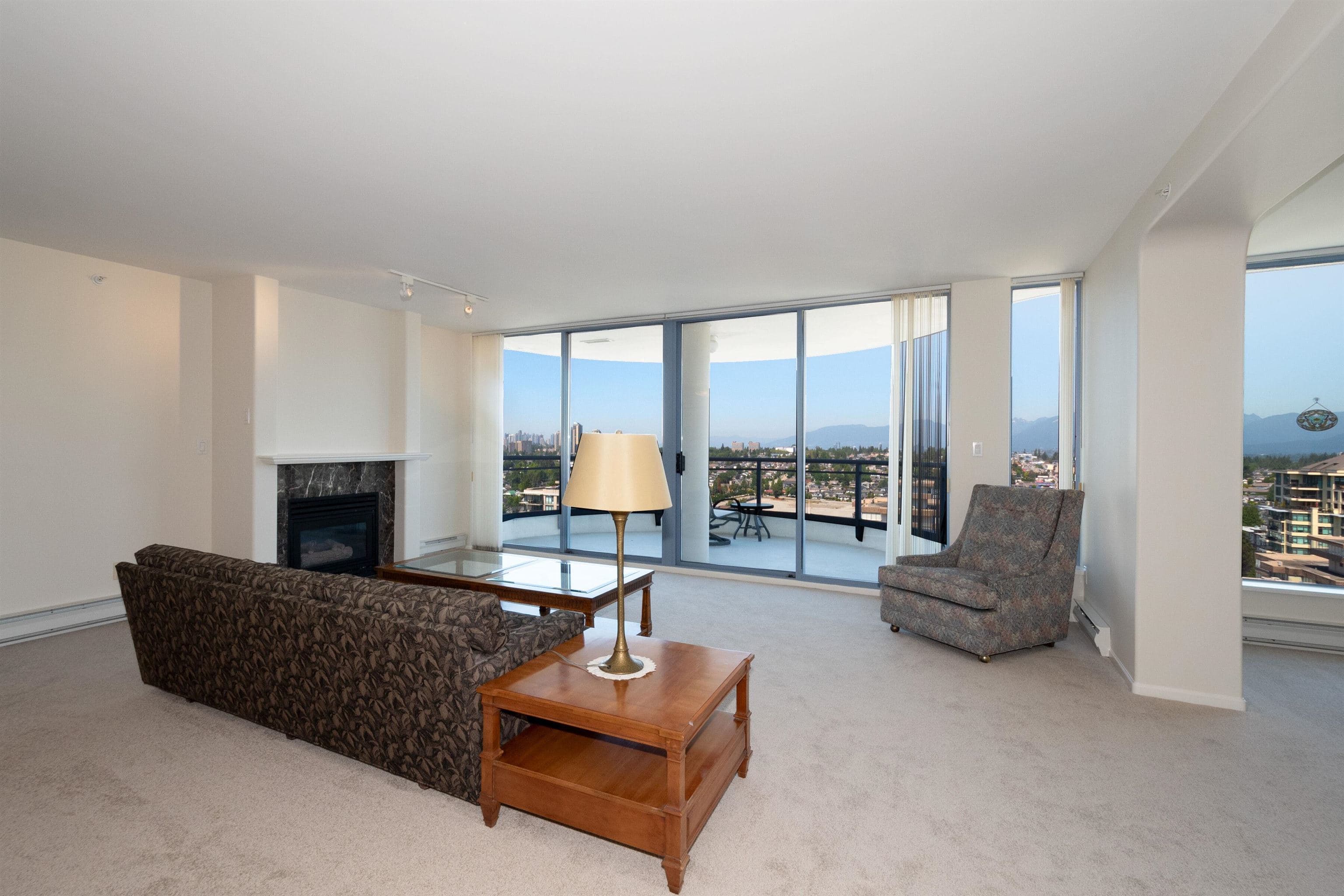 2301 - 719 Princess Street, New Westminster, V3M 6T9 — photo 4