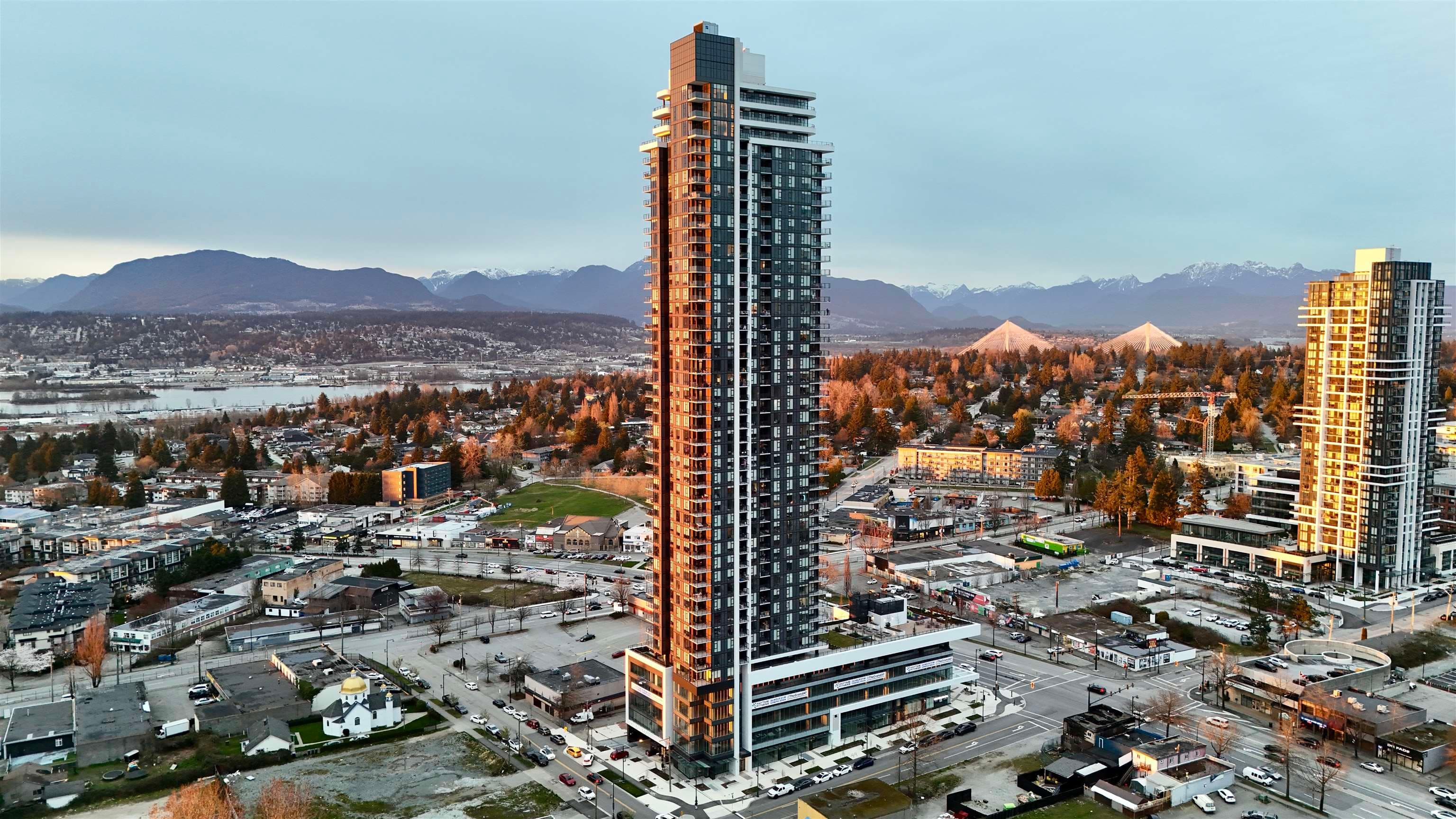 2405 - 10750 135a Street, Surrey