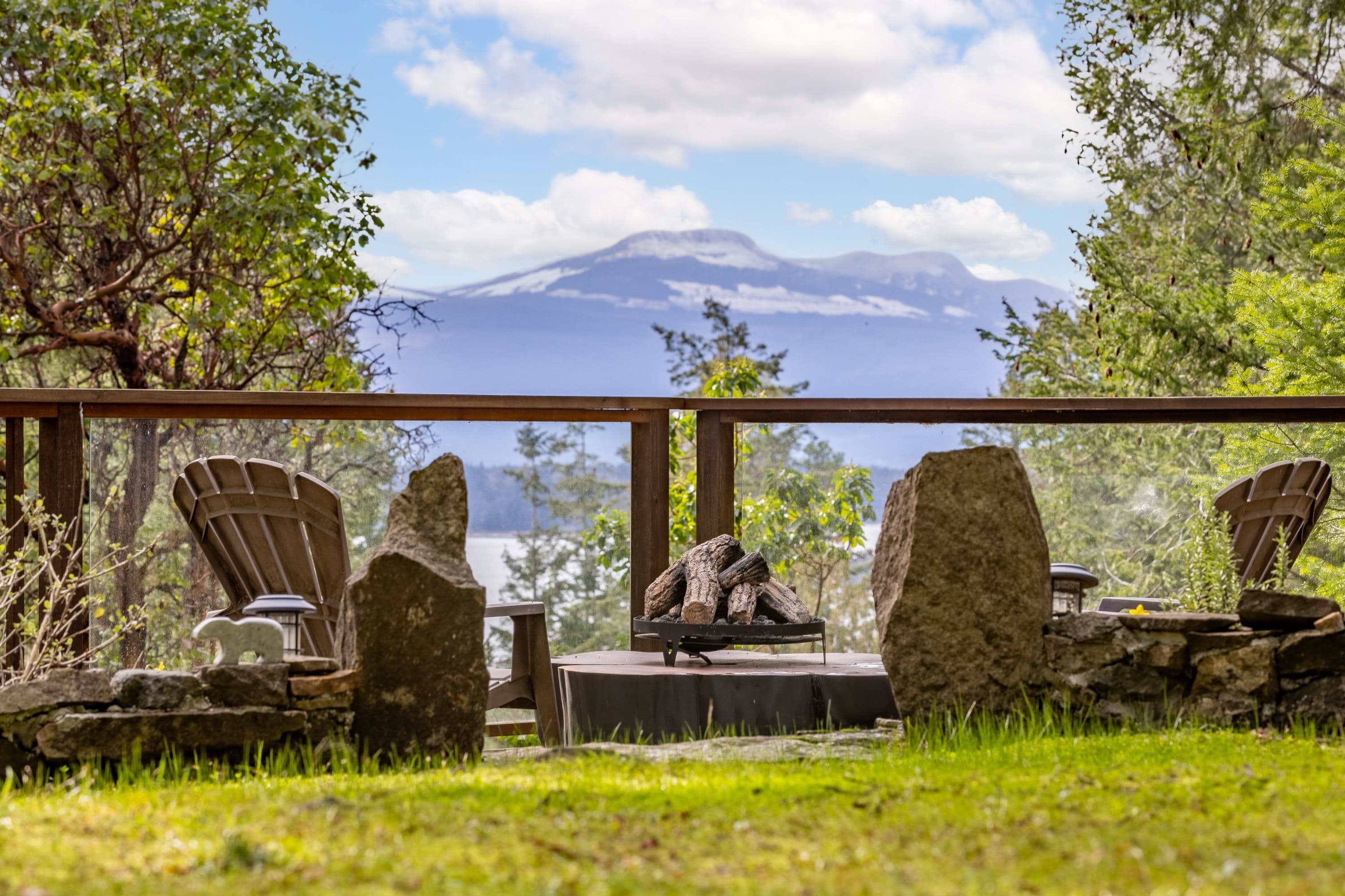 390 Juniper Lane, Galiano Island
