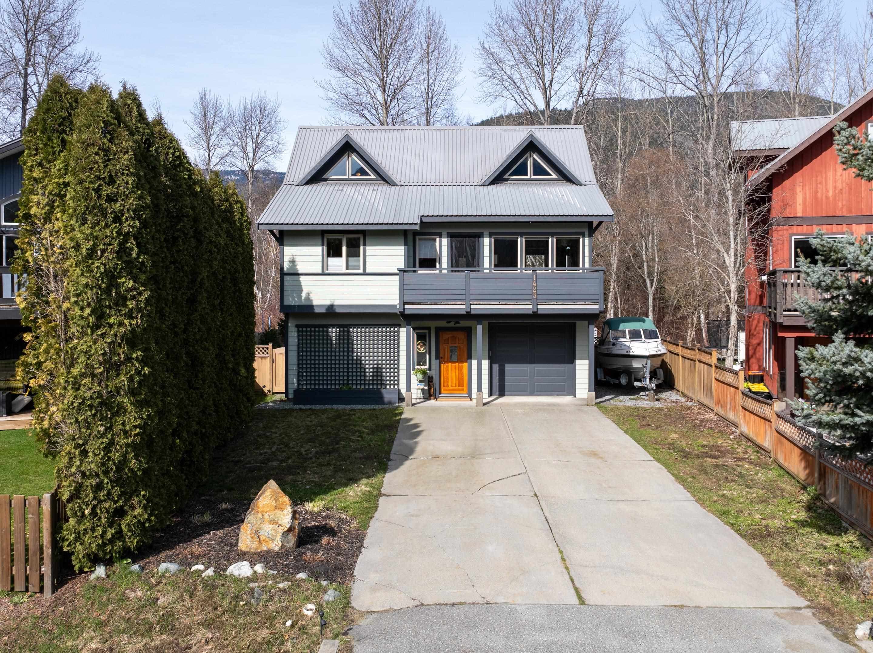 1423 Willow Drive, Pemberton