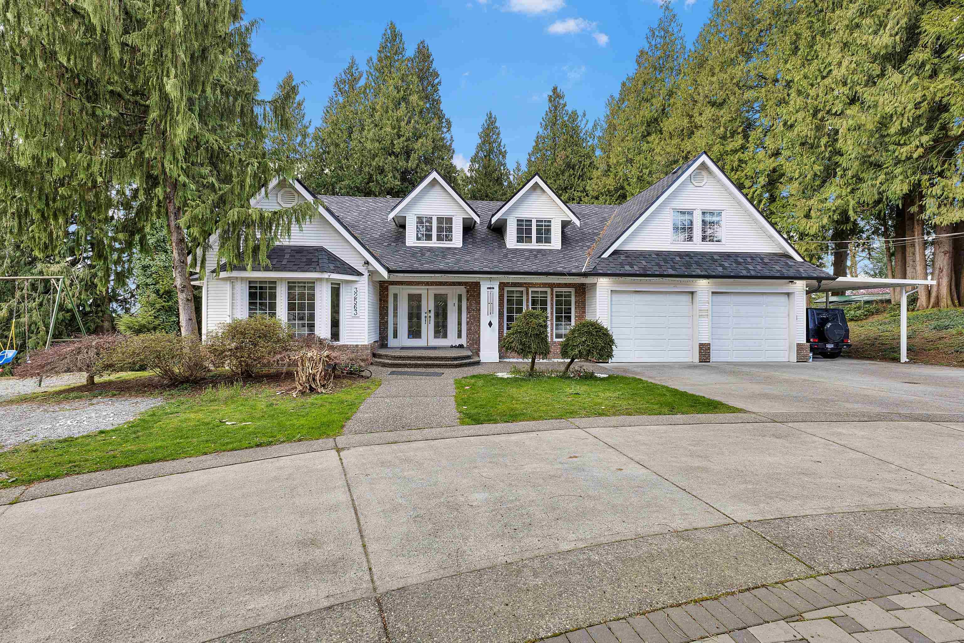 32563 Verdon Way, Abbotsford, V2T 7Y3 — photo 1