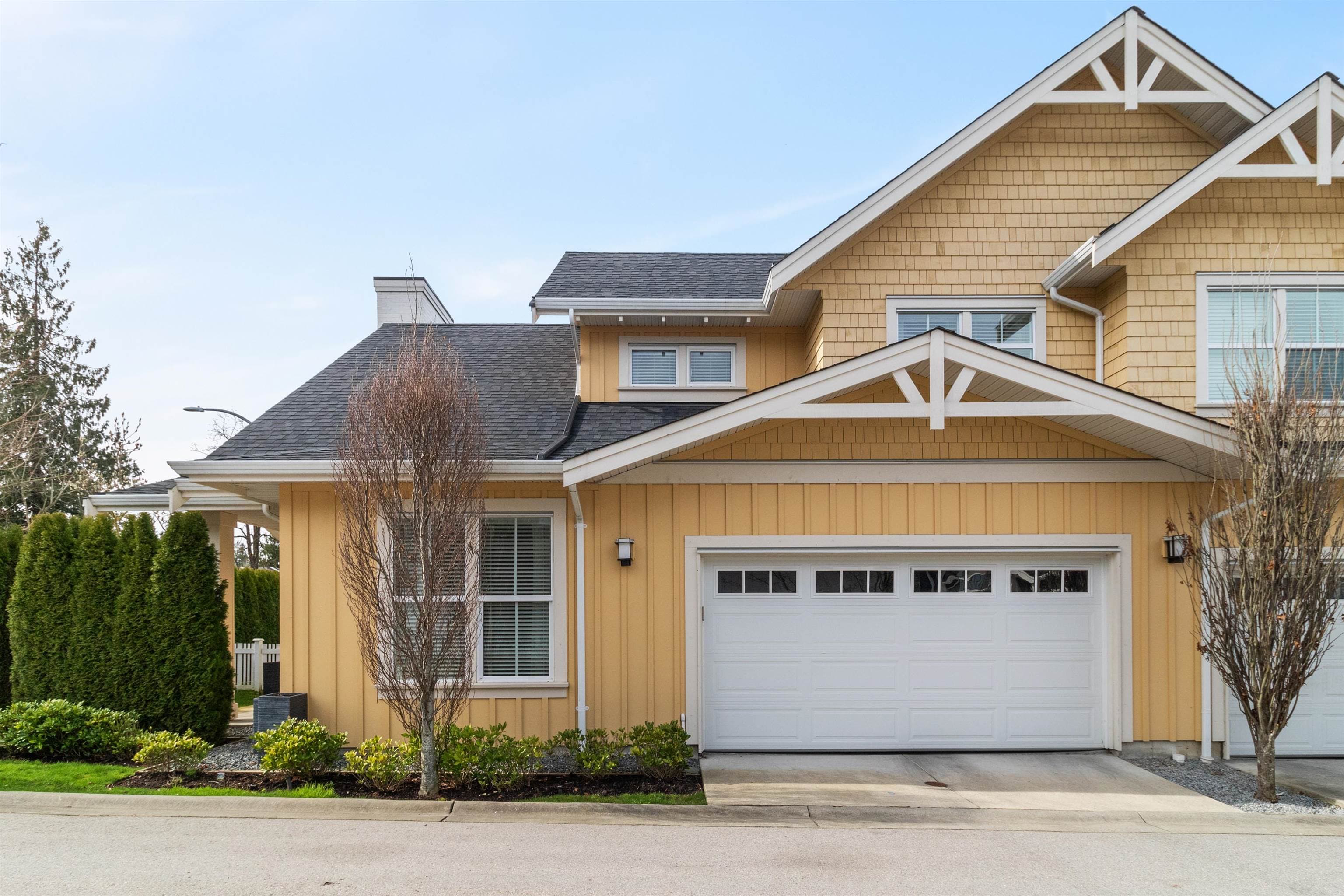 48 - 22057 49 Avenue, Langley — sold