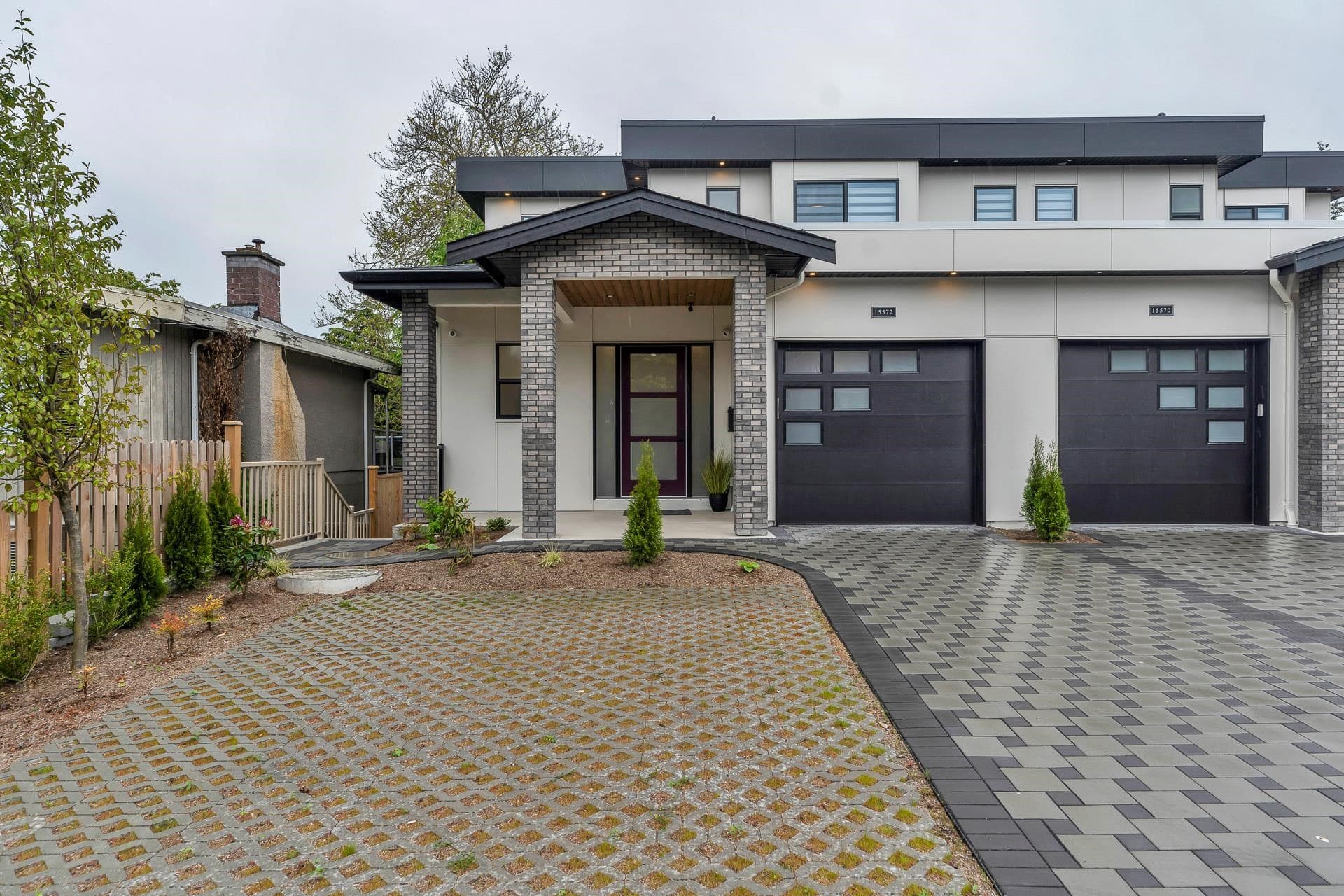 15572 Oxenham Avenue, White Rock