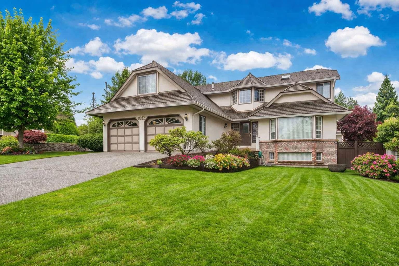 9072 Briar Road, Burnaby