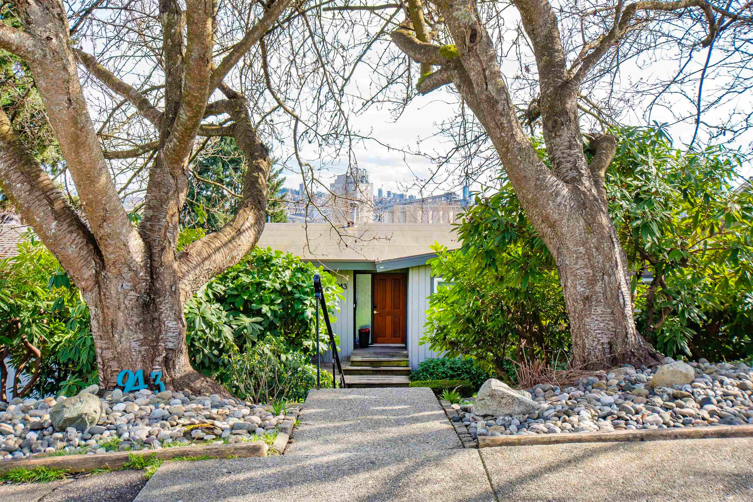 943 Shavington Street, North Vancouver — sold