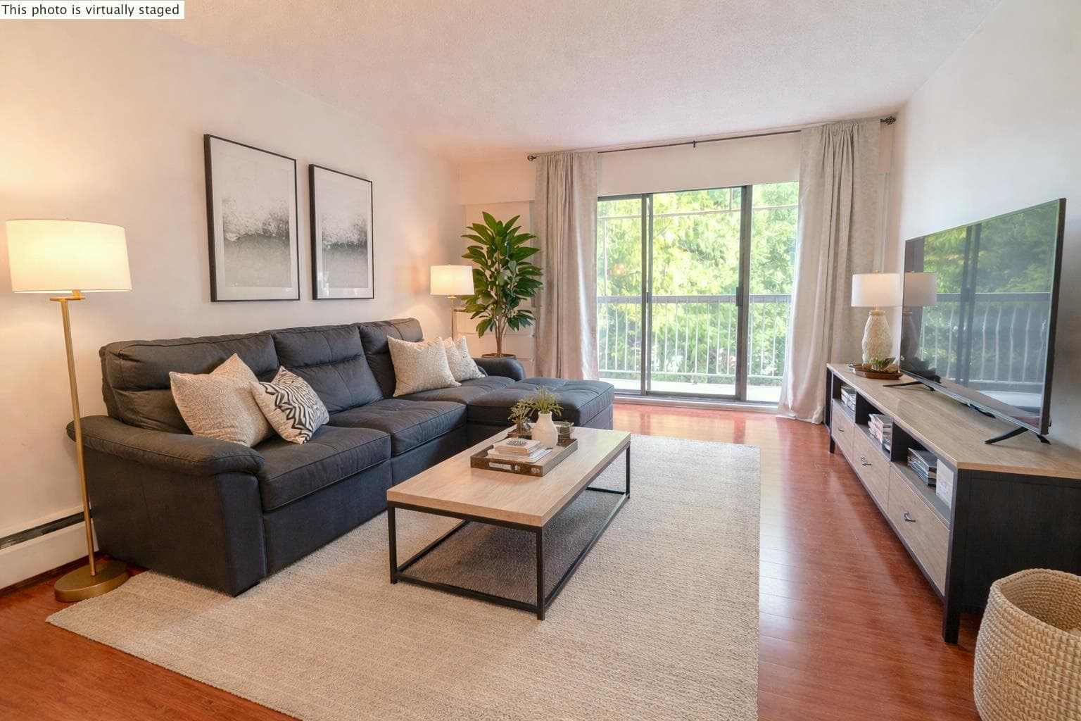 308 - 7428 19th Avenue, Burnaby