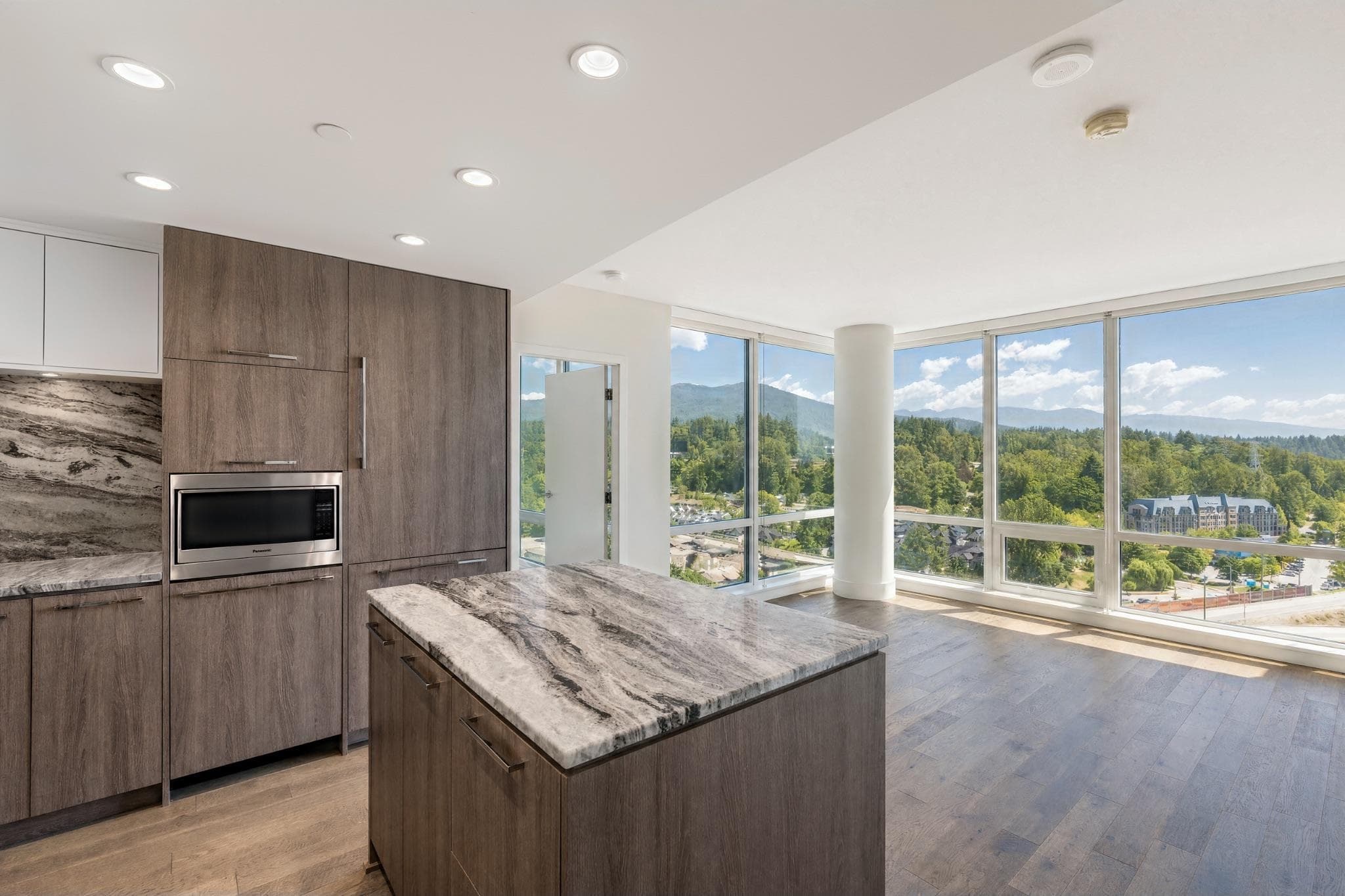1702 - 680 Seylynn Crescent, North Vancouver — sold