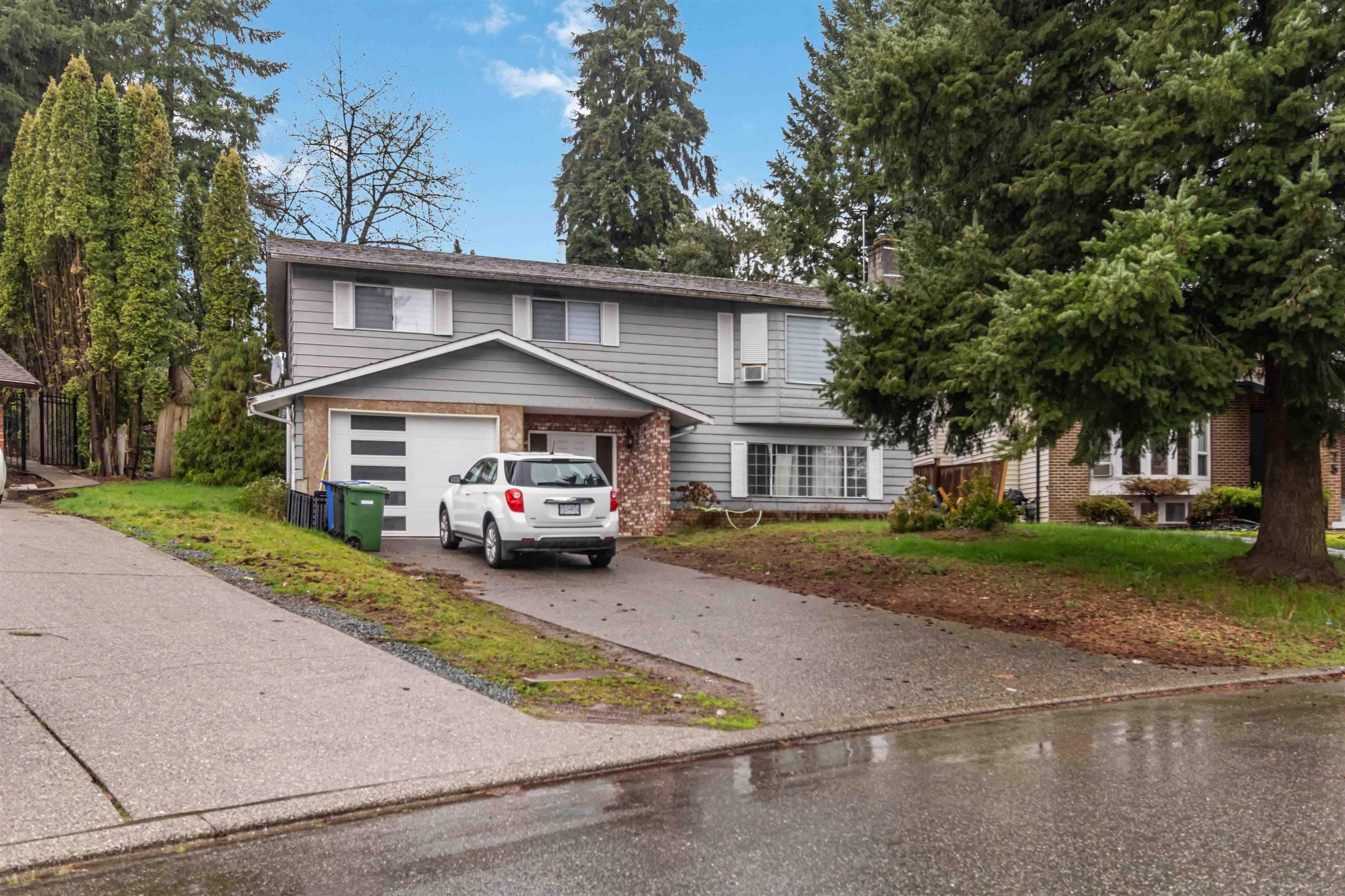 3273 Cheam Drive, Abbotsford, V2T 4Y8 — photo 3
