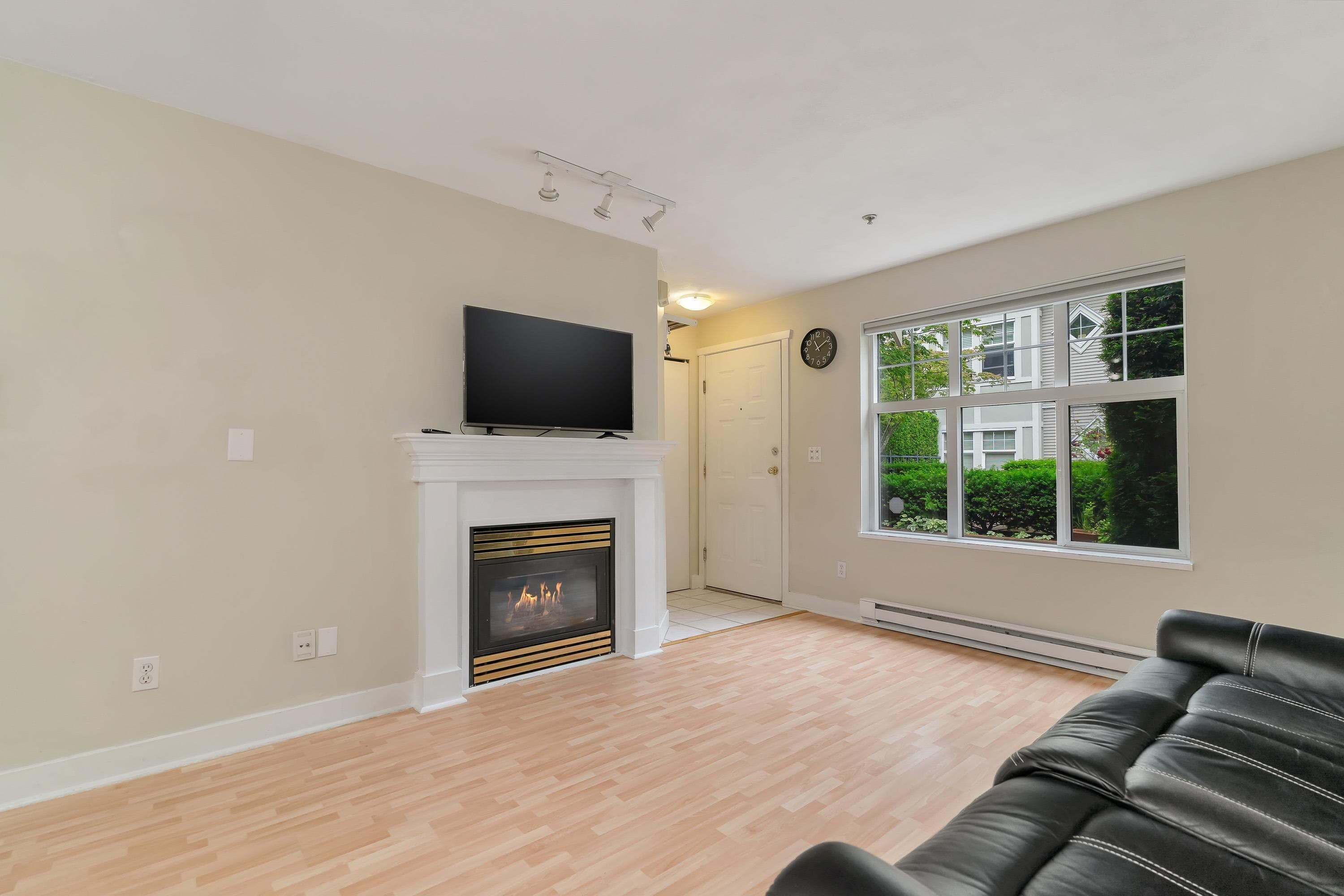 16 - 7071 Edmonds Street, Burnaby, V3N 1A3 — photo 5