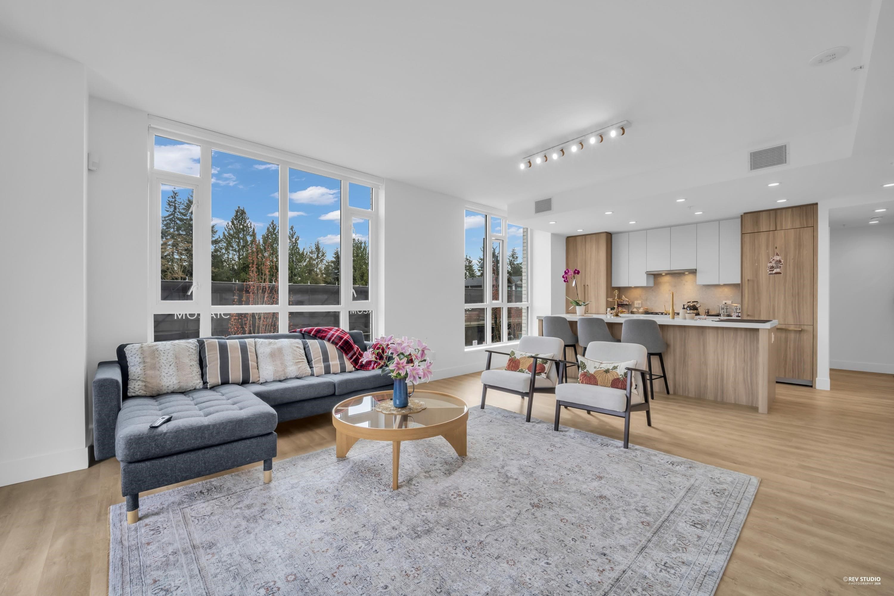 208 - 2385 Emery Court, North Vancouver