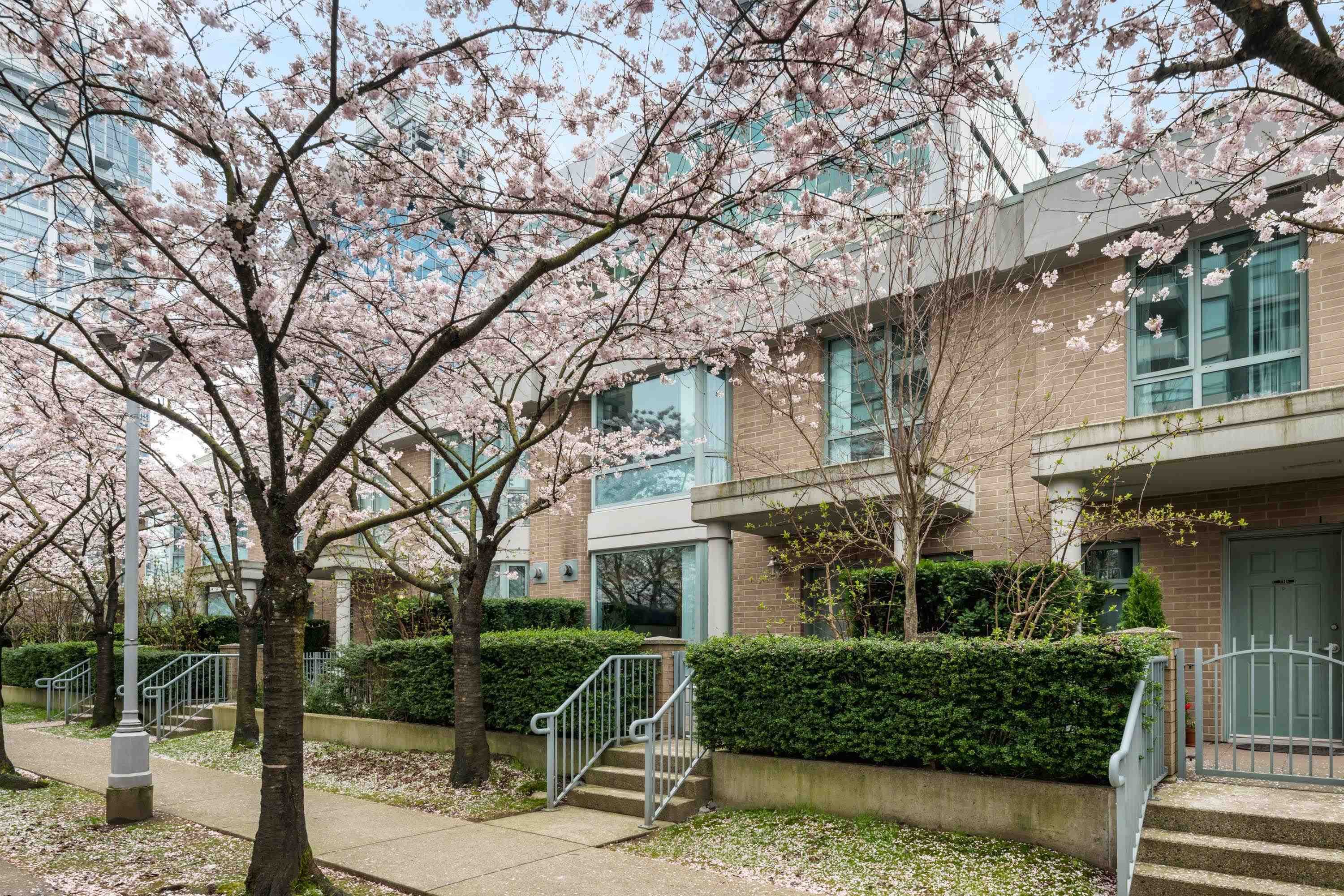 TH4 - 1889 Rosser Avenue, Burnaby — sold