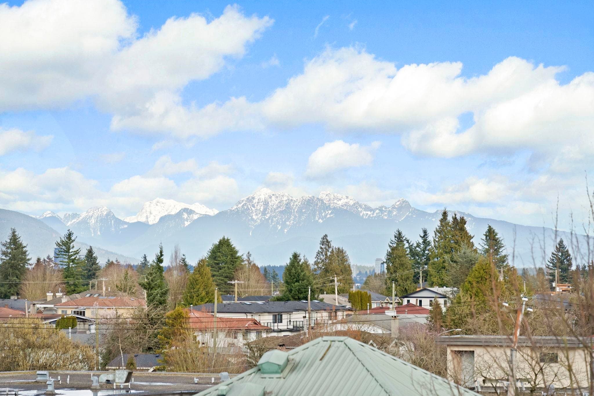 PH18 - 6283 Kingsway, Burnaby, V5J 0H3 — photo 3