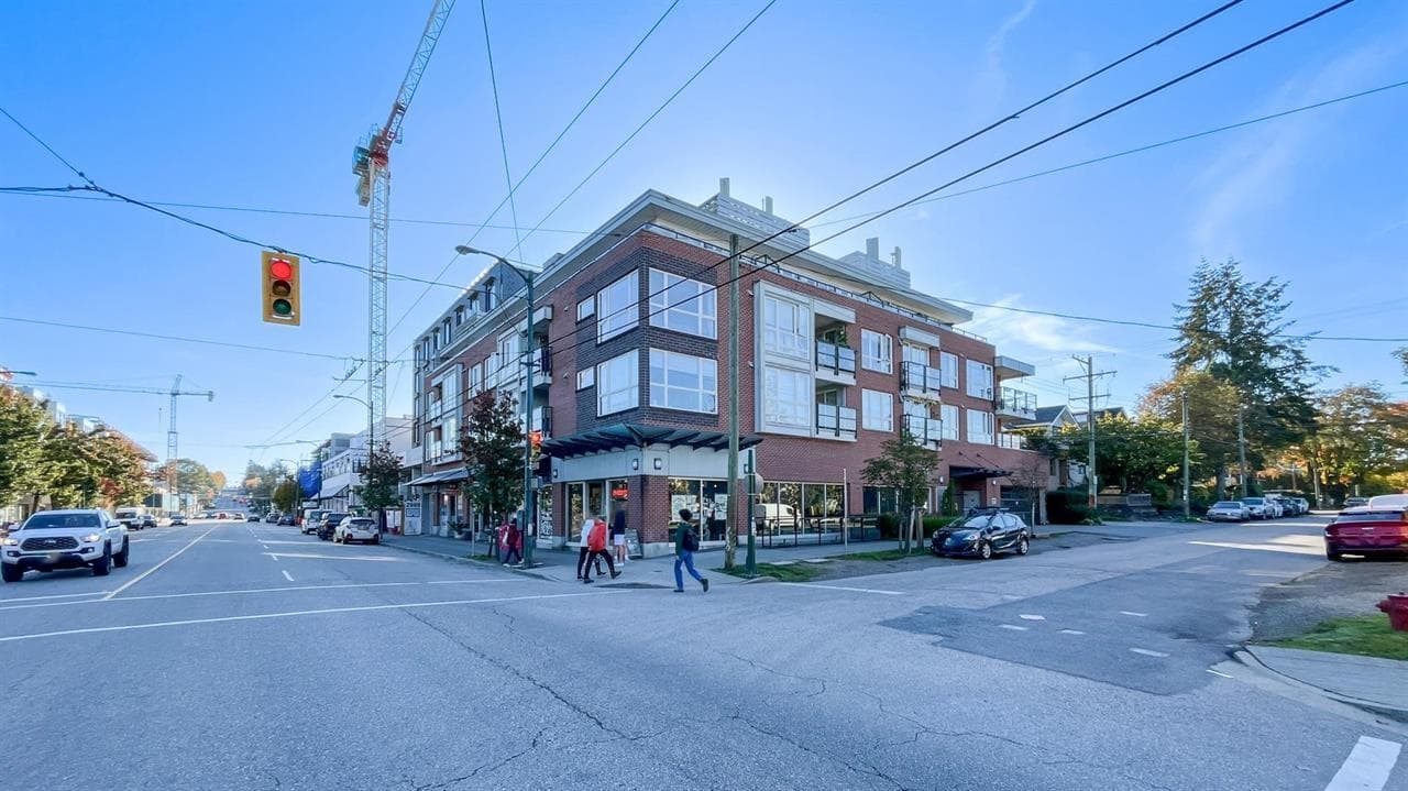 306 - 2008 Bayswater Street, Vancouver