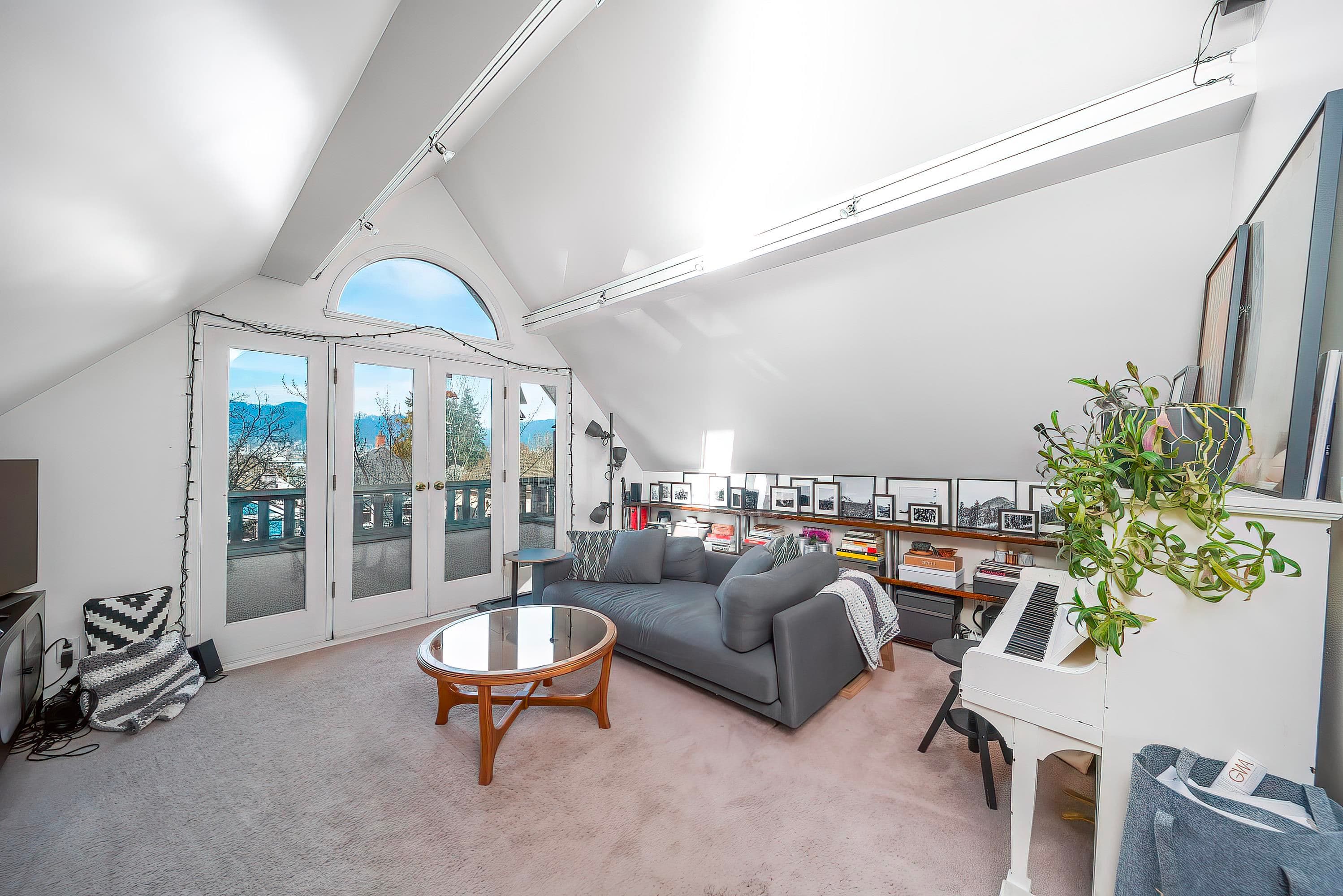 826 E 13th Avenue, Vancouver