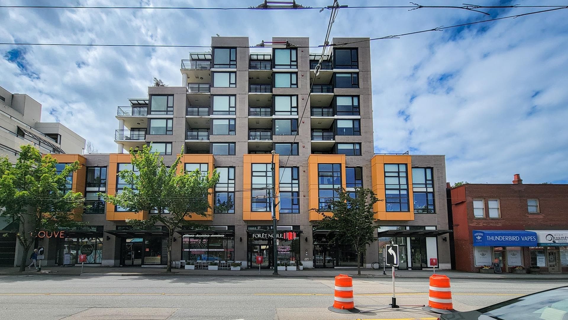 802 - 238 W Broadway, Vancouver