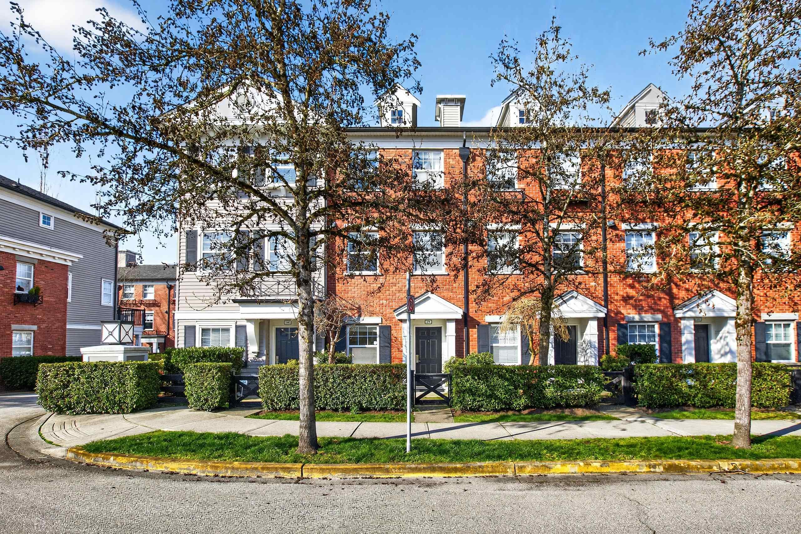 35 - 11067 Barnston View Road, Pitt Meadows — sold