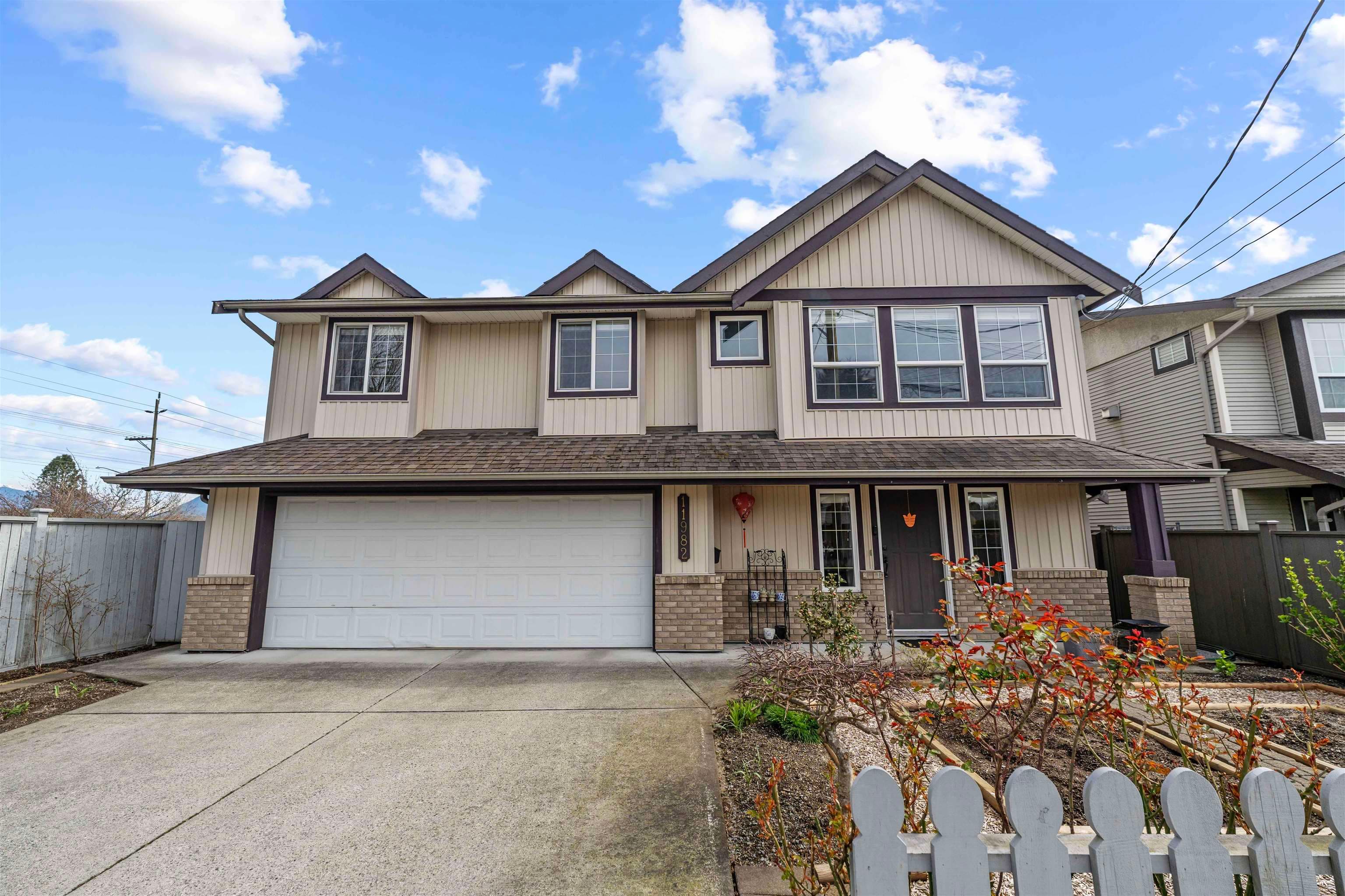 11982 230 Street, Maple Ridge