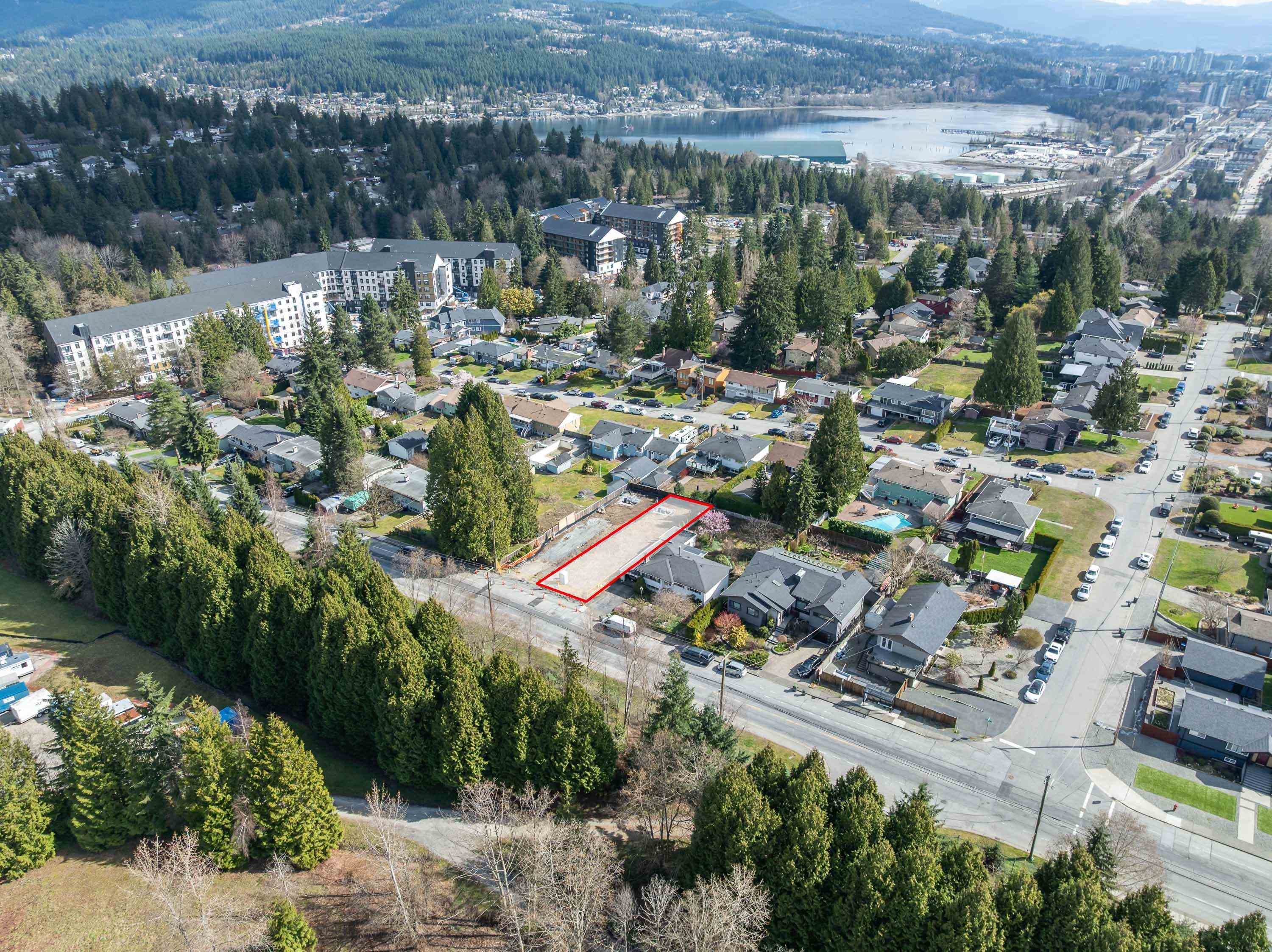 1116 Glenayre Drive, Port Moody, V3H 1J7 — photo 2