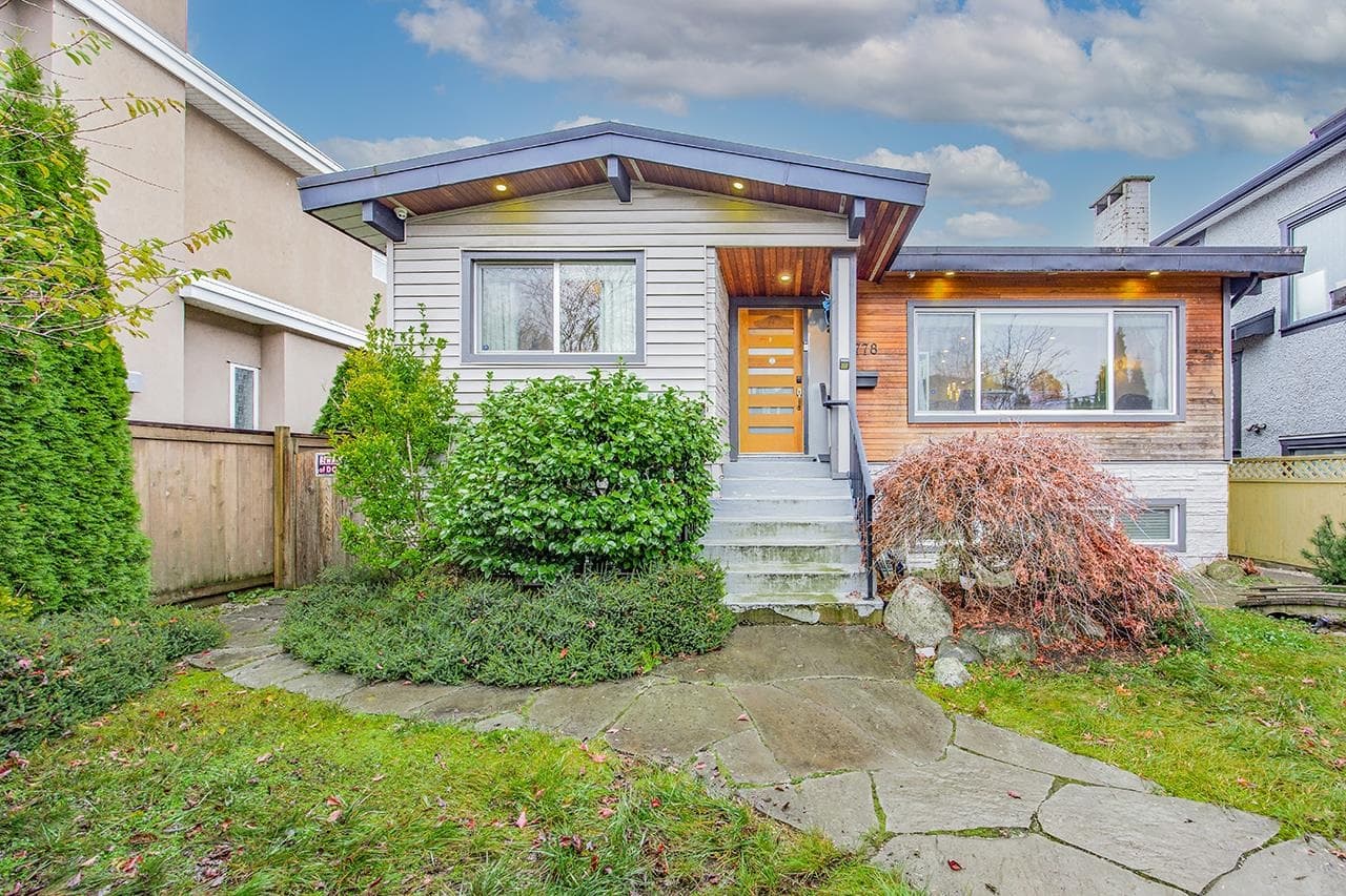 778 E 52nd Avenue, Vancouver, V5X 1H2 — photo 1