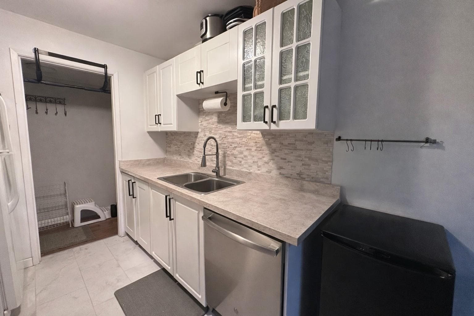 5 - 38171 Westway Avenue, Squamish, V8B 0Y4 — photo 3