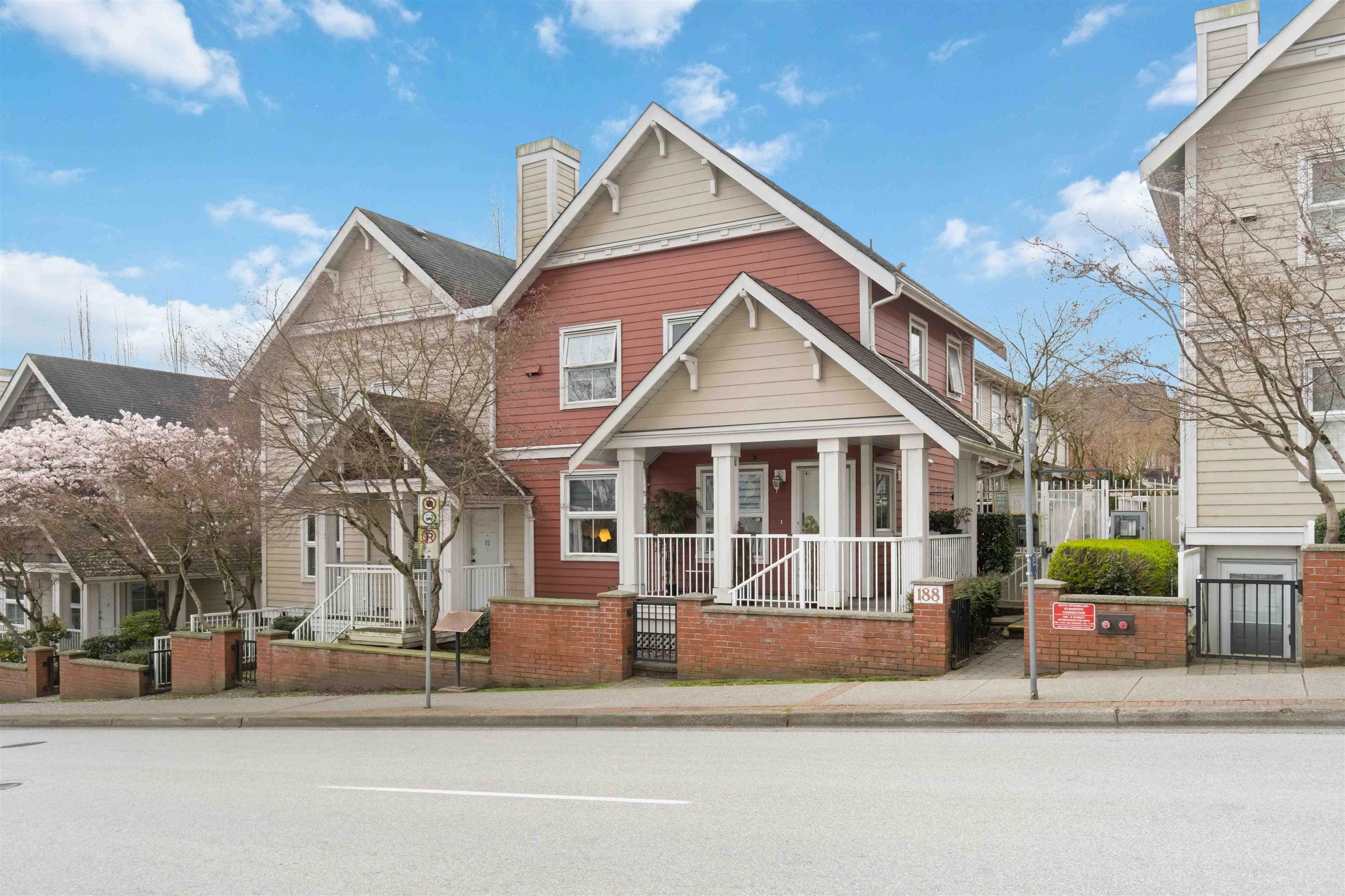 16 - 188 Sixth Street, New Westminster