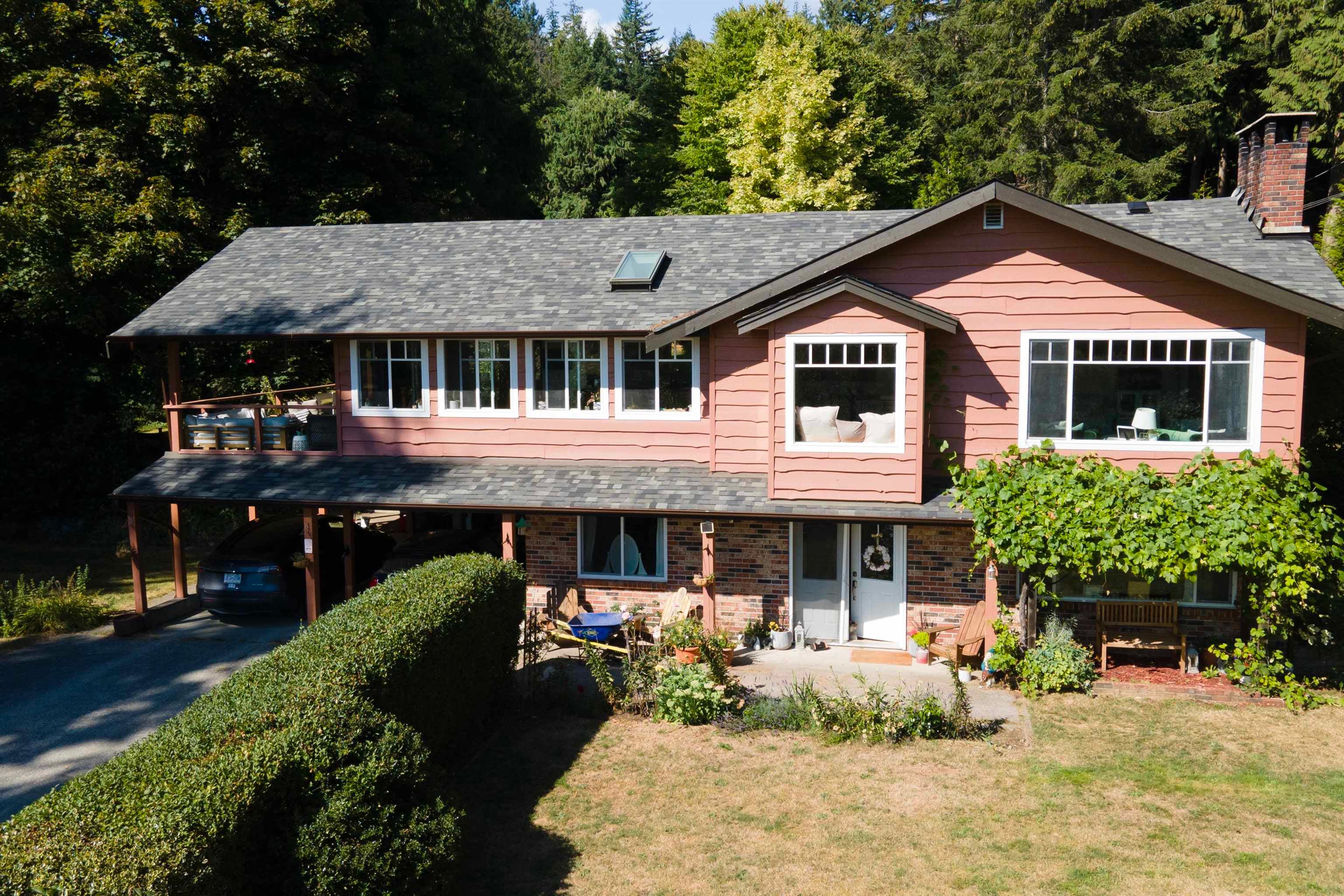 1930 Ranch Road, Roberts Creek, V0N 2W5 — photo 2