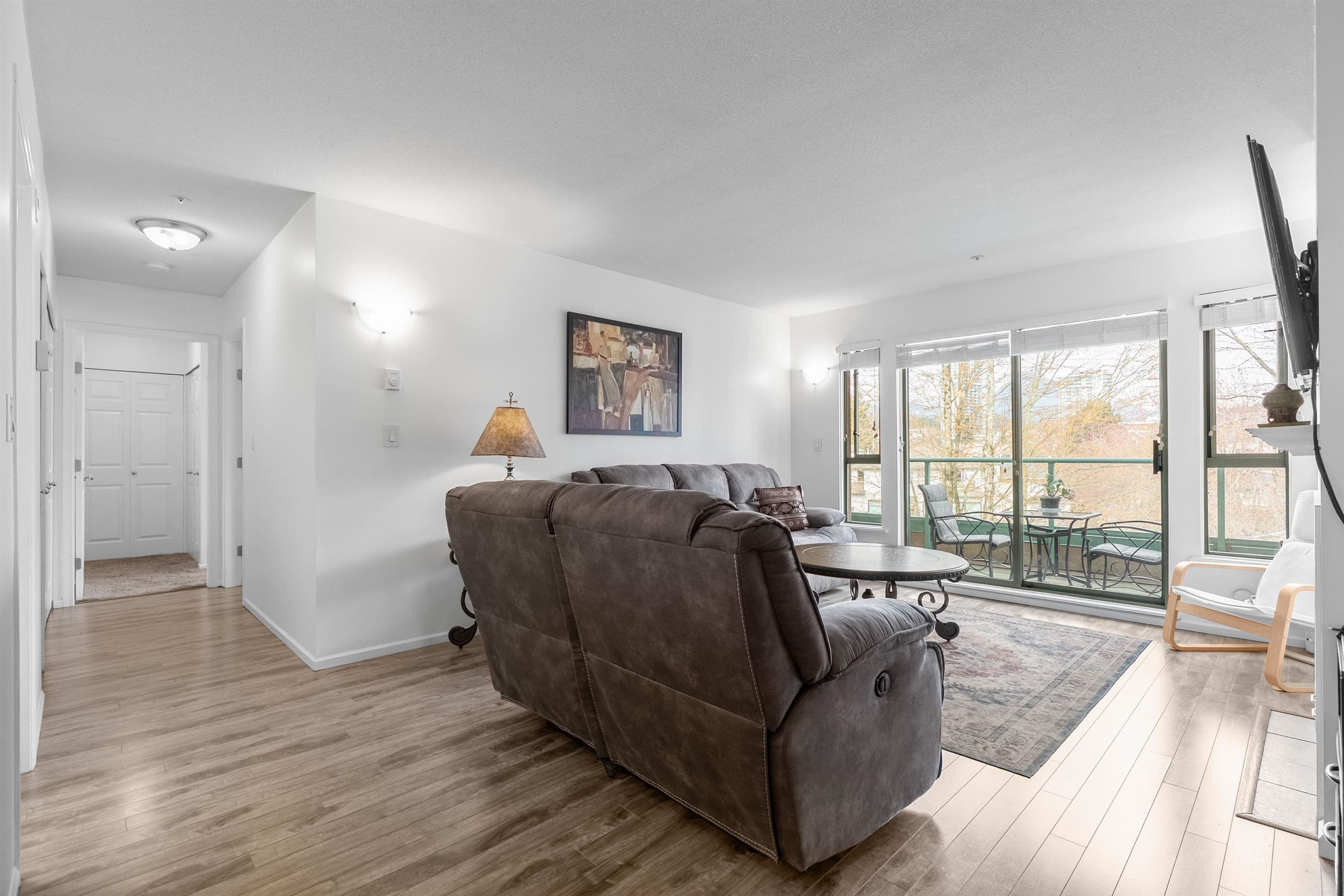 P12 - 223 Mountain Highway, North Vancouver, V7J 3V3 — photo 4