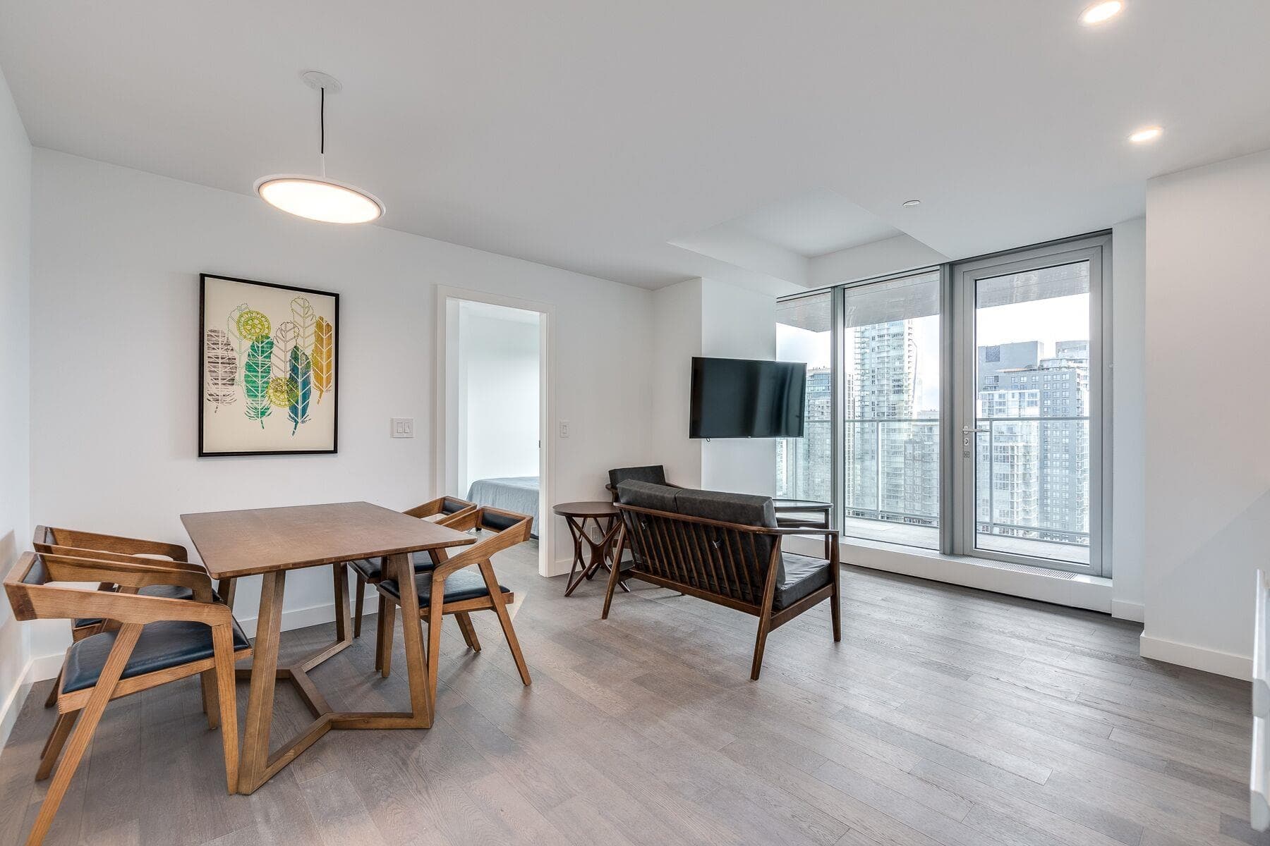 2701 - 1480 Howe Street, Vancouver, V6Z 1C4 — photo 1