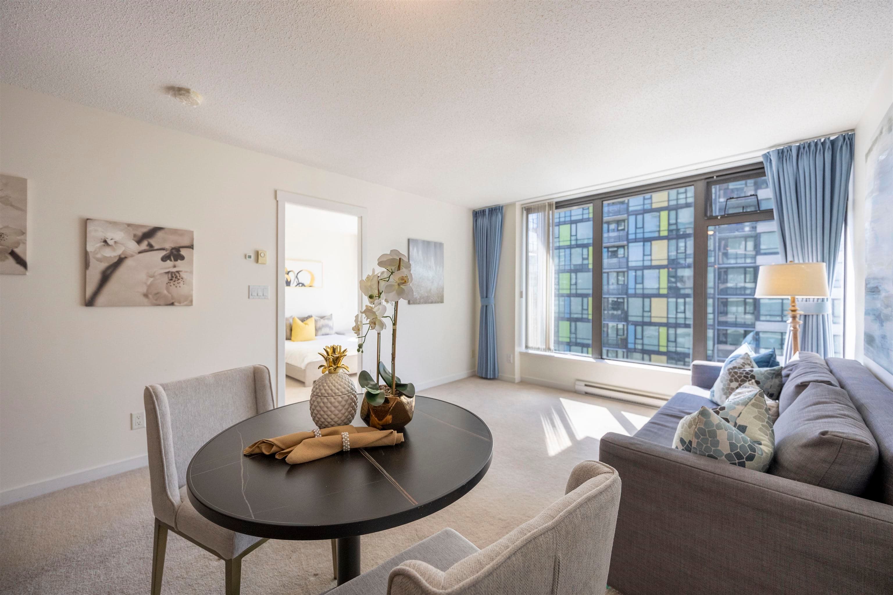 811 - 5811 No. 3 Road, Richmond, V6X 2C9 — photo 4