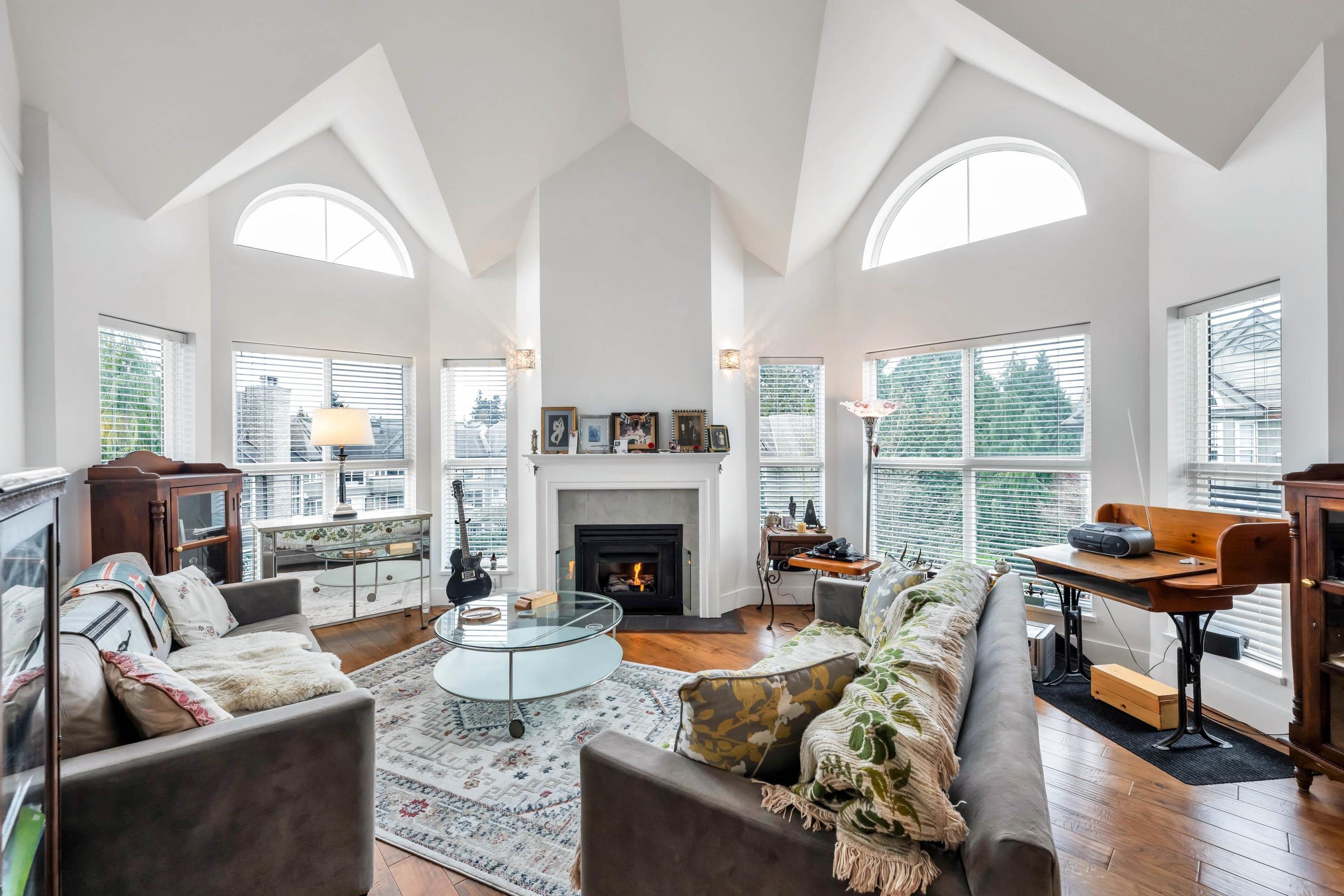 303 - 12088 66 Avenue, Surrey — sold