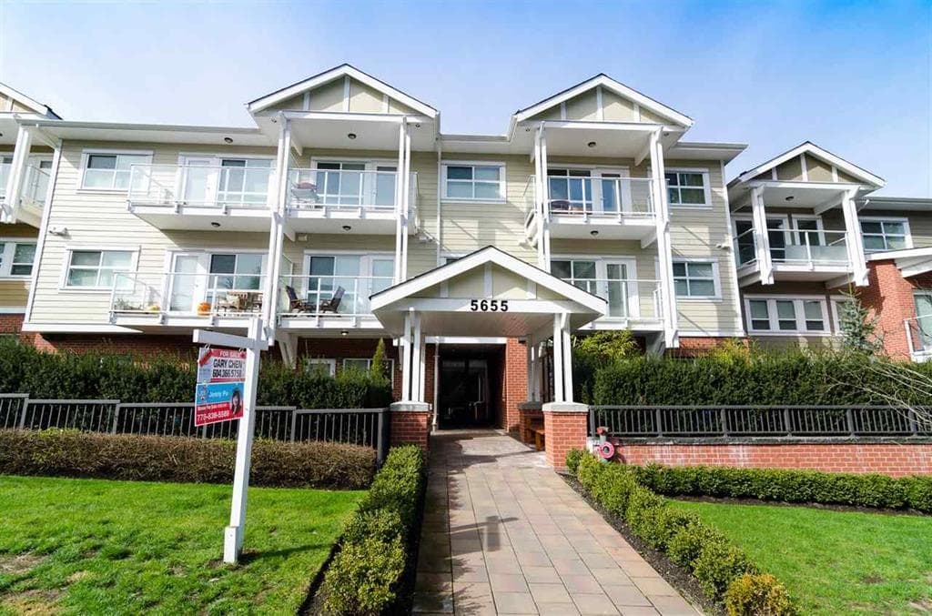 202 - 5655 Inman Avenue, Burnaby