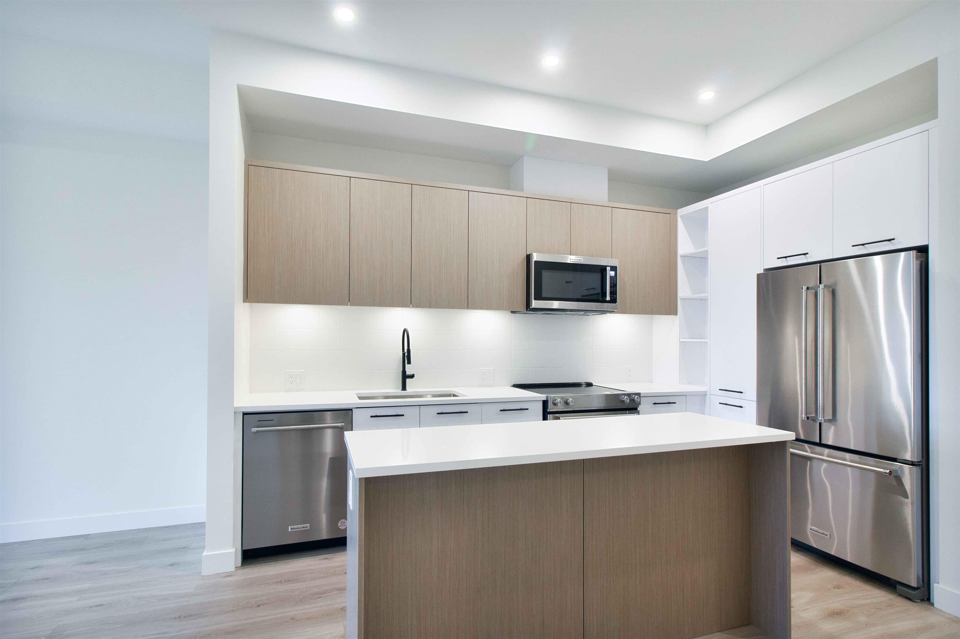 411 - 2620 152 Street, Surrey