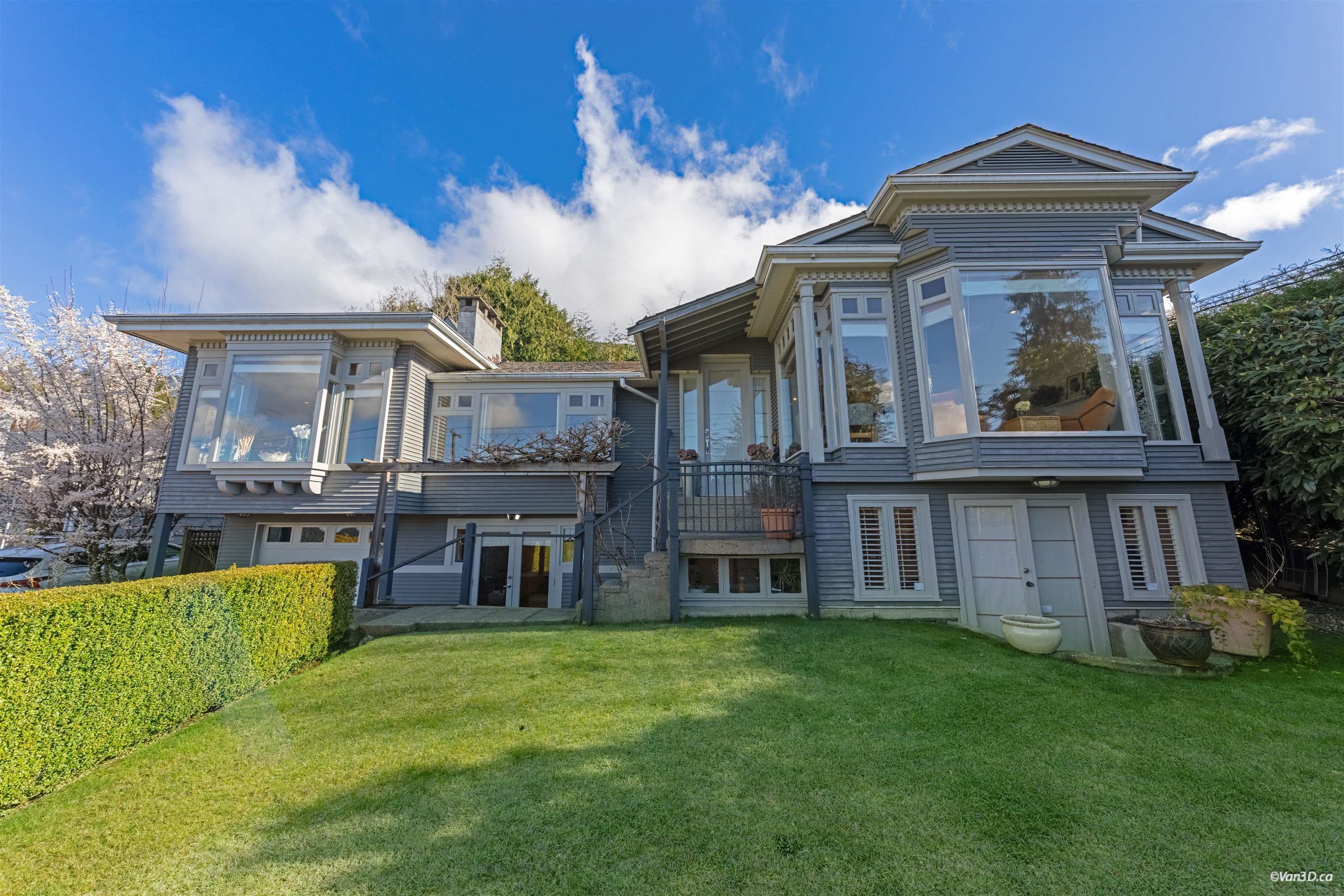 670 Montroyal Boulevard, North Vancouver — sold