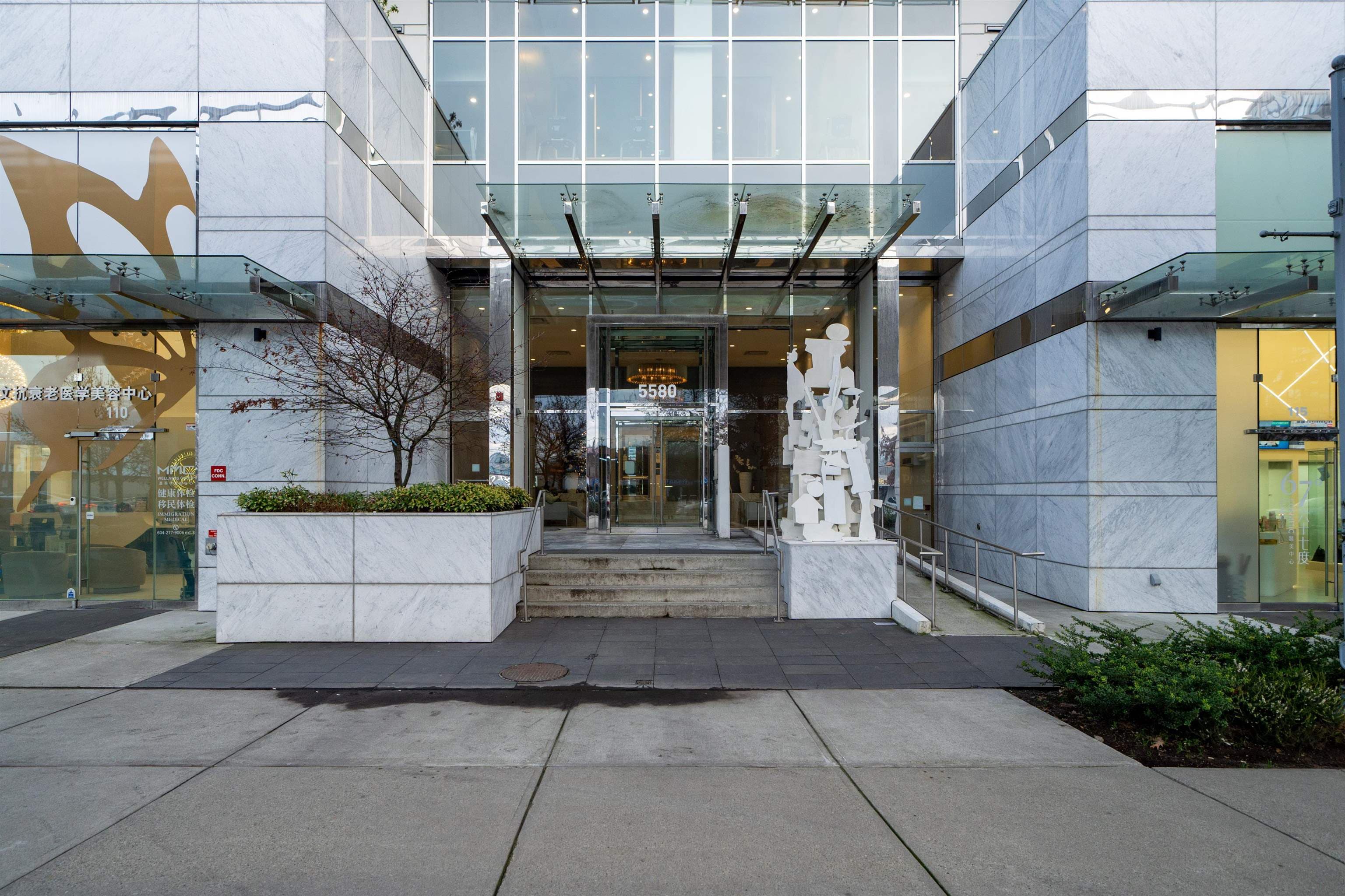 319 - 5580 No. 3 Road, Richmond