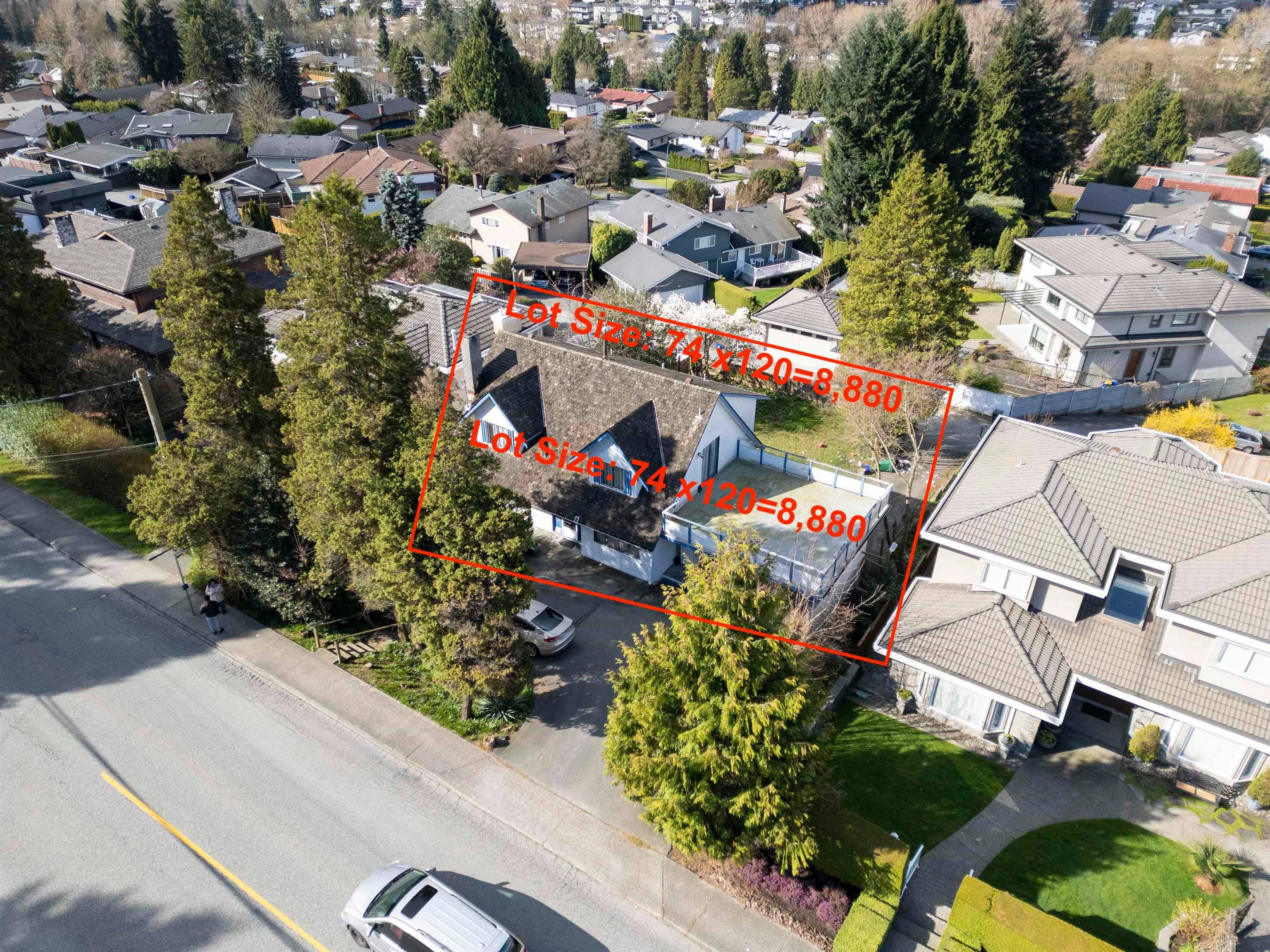 1277 Holdom Avenue, Burnaby, V5B 3V5 — photo 3