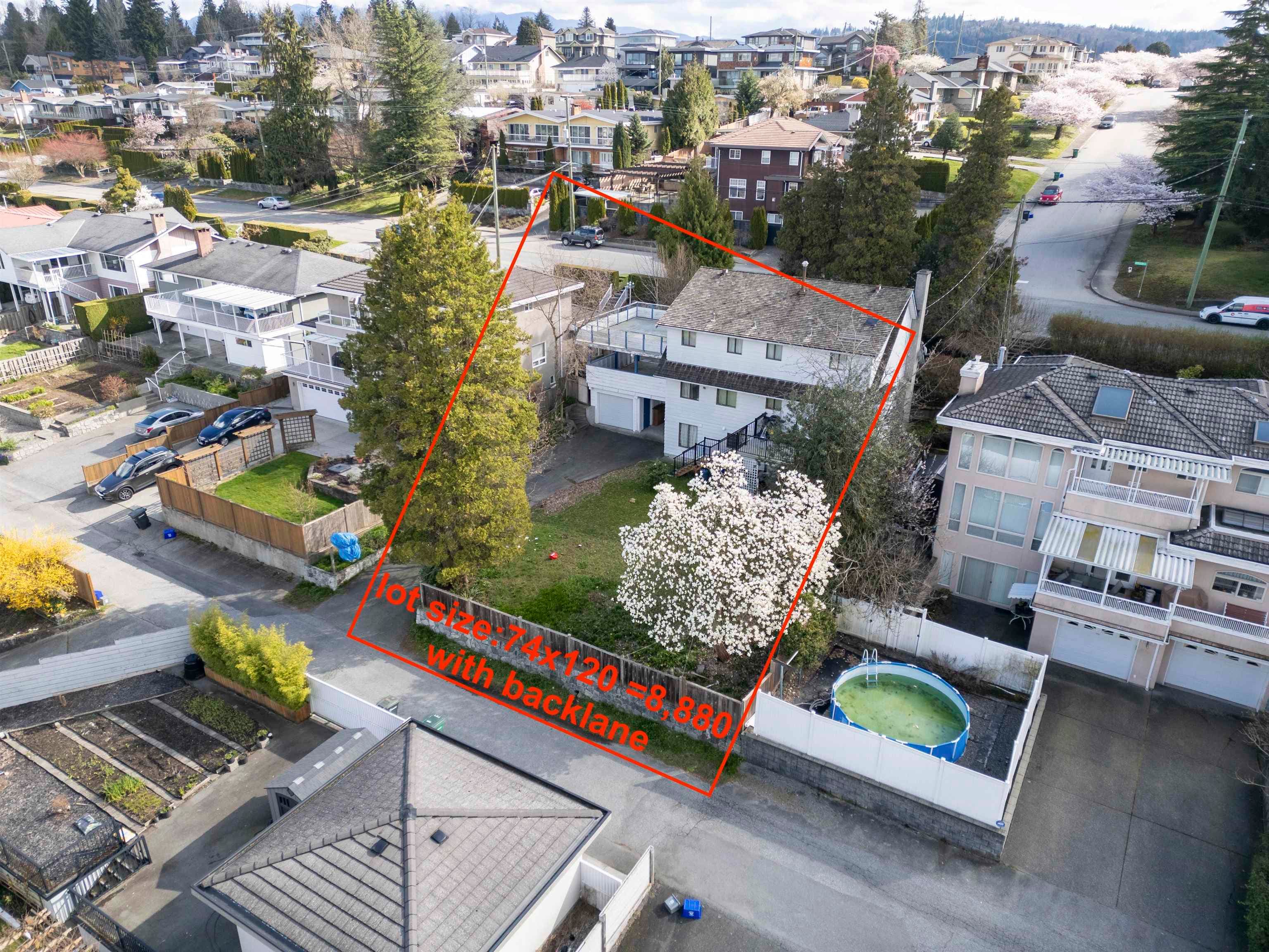 1277 Holdom Avenue, Burnaby, V5B 3V5 — photo 4