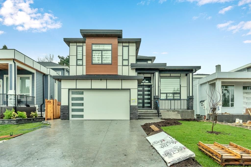 17247 59 Avenue, Surrey — sold