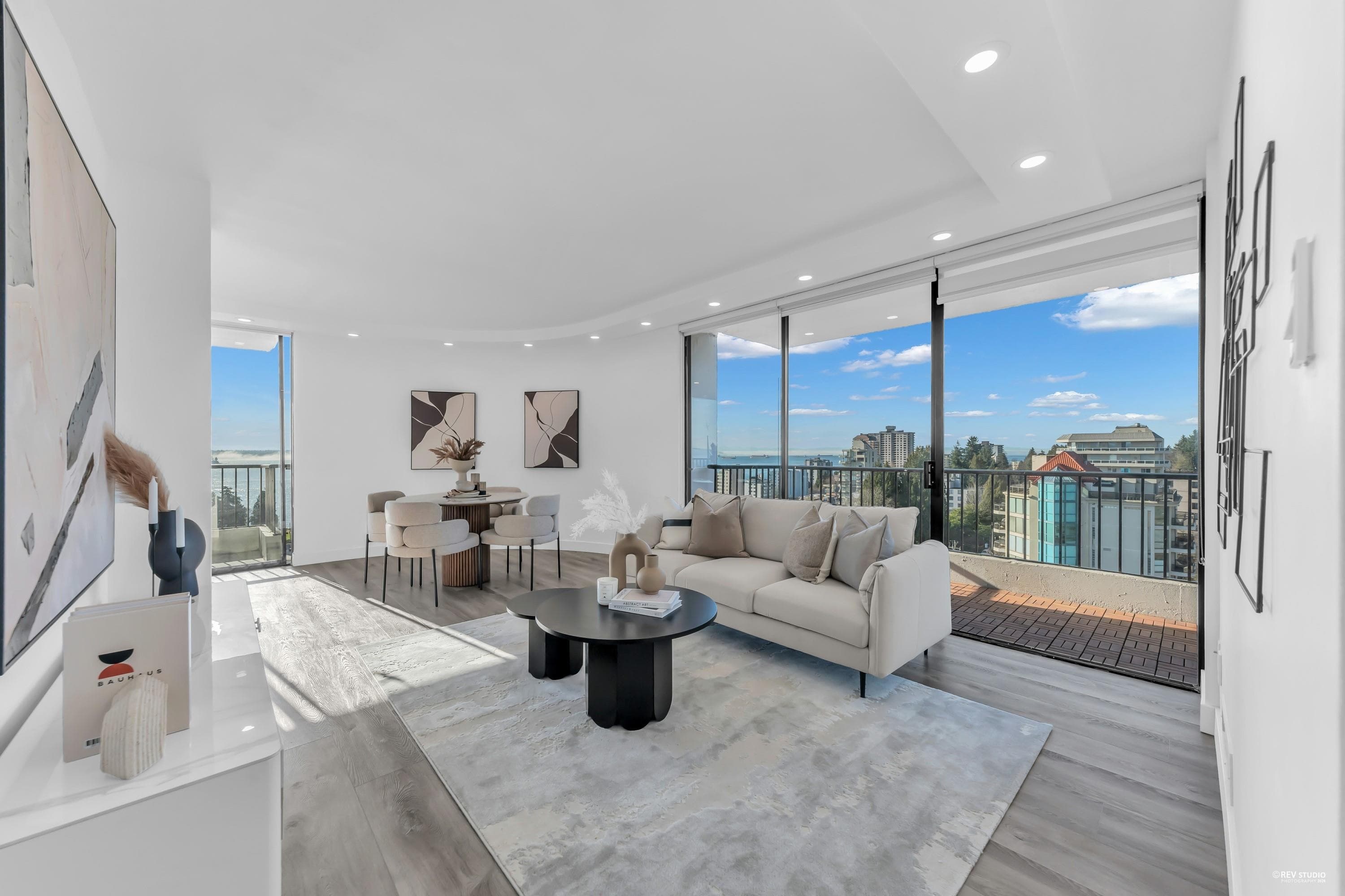 1202 - 650 16th Street, West Vancouver