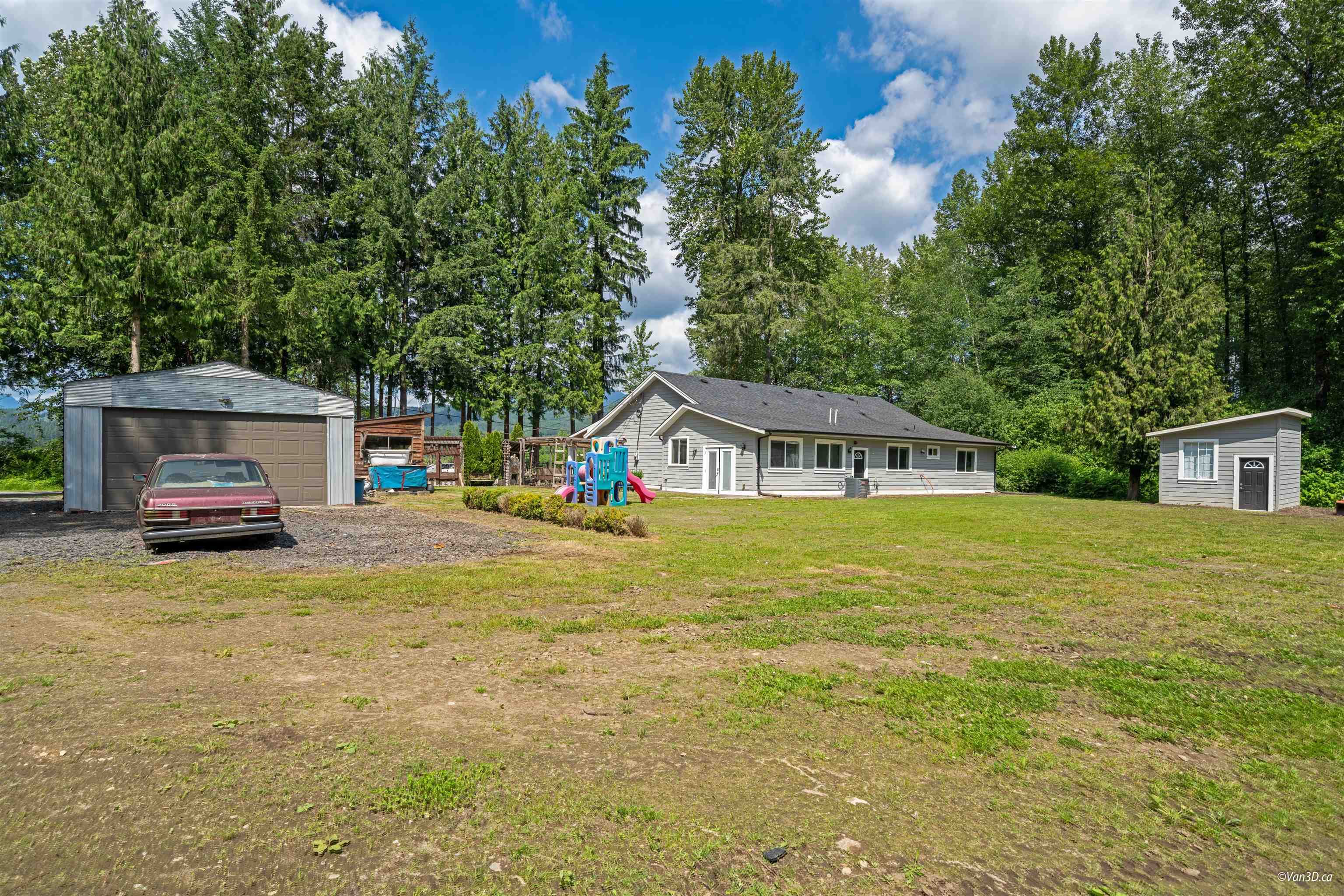 22288 136 Avenue, Maple Ridge, V4R 2P7 — photo 5
