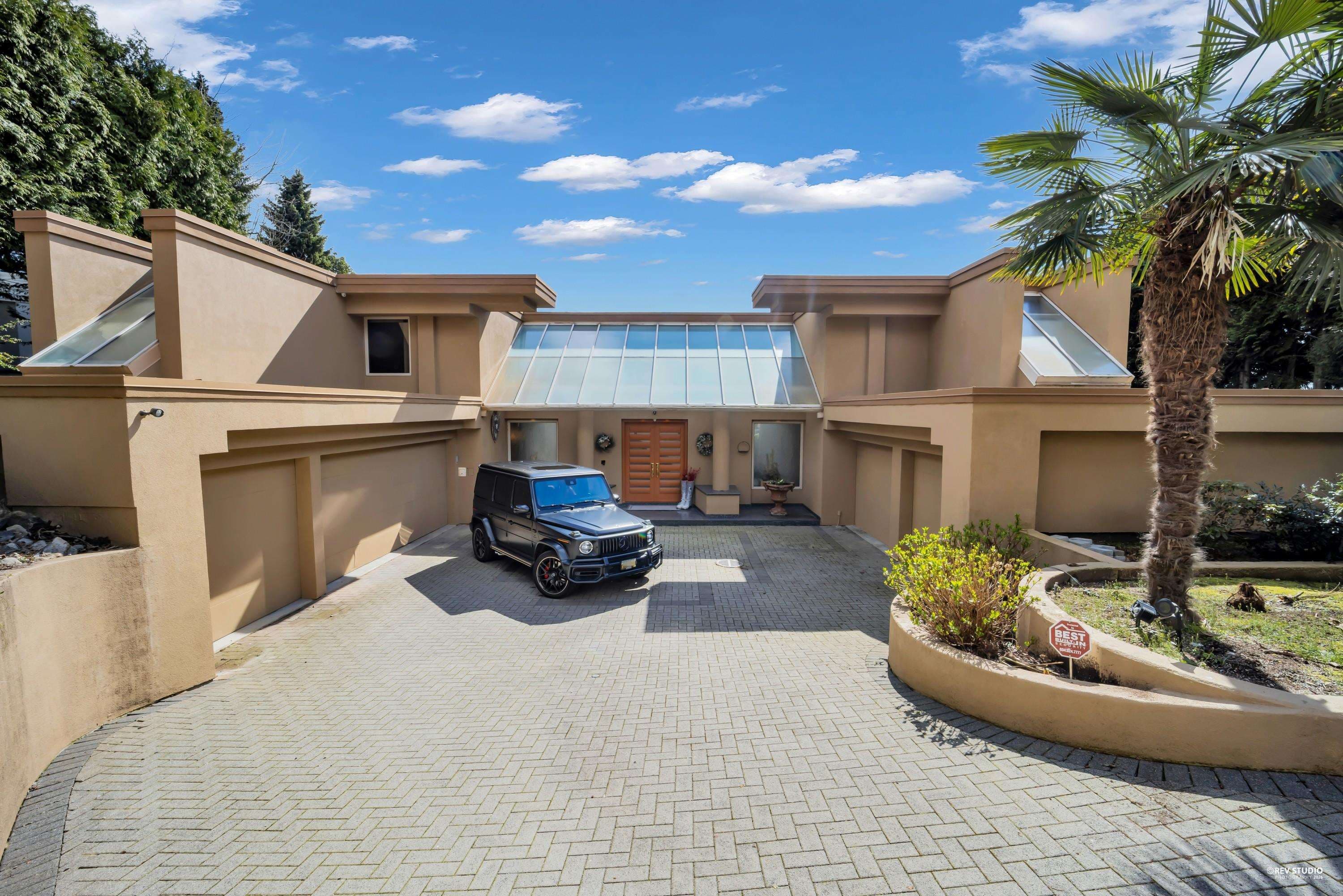 848 Eyremount Drive, West Vancouver