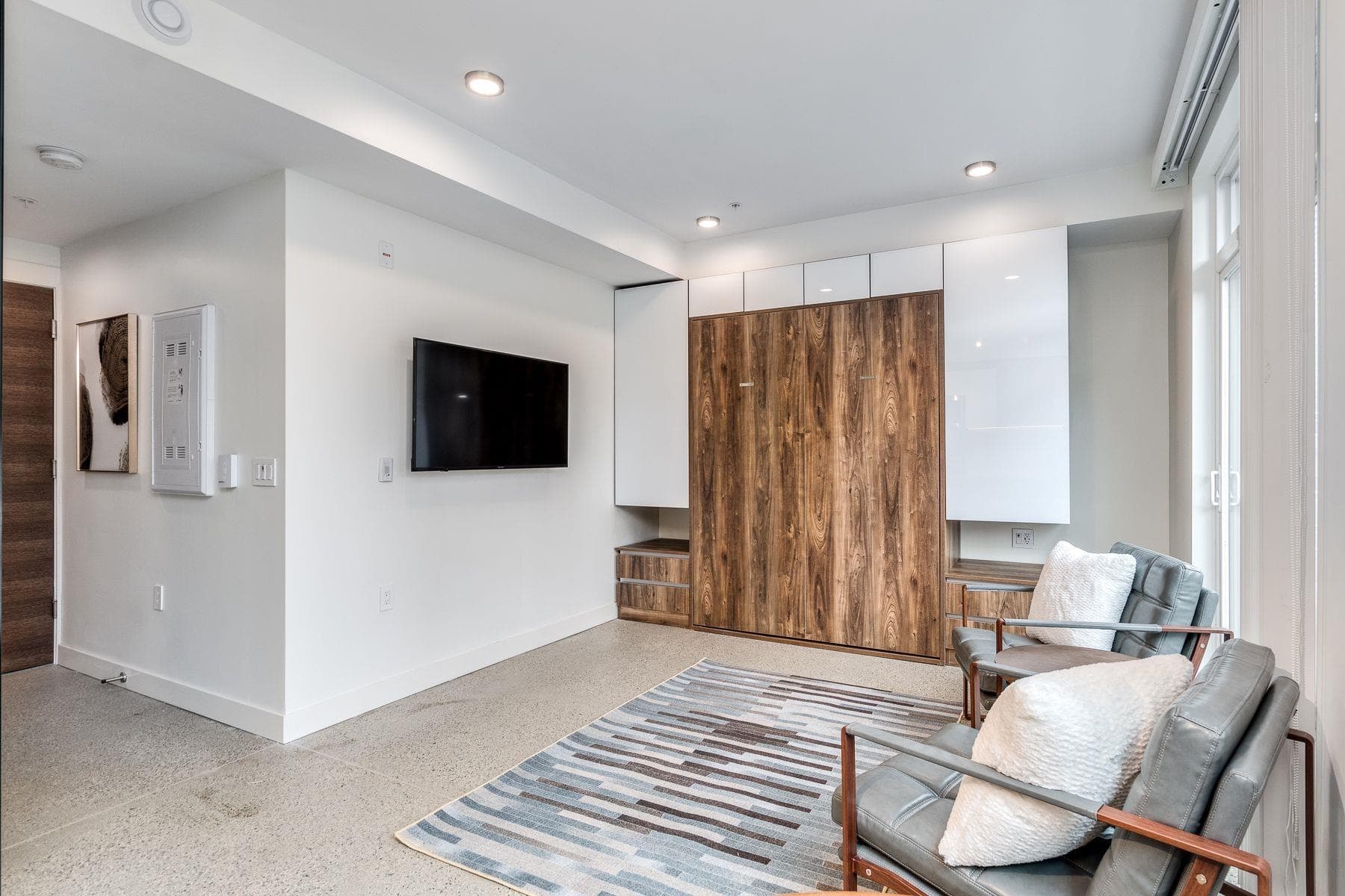 301 - 1170 Barclay Street, Vancouver, V6E 1H1 — photo 2