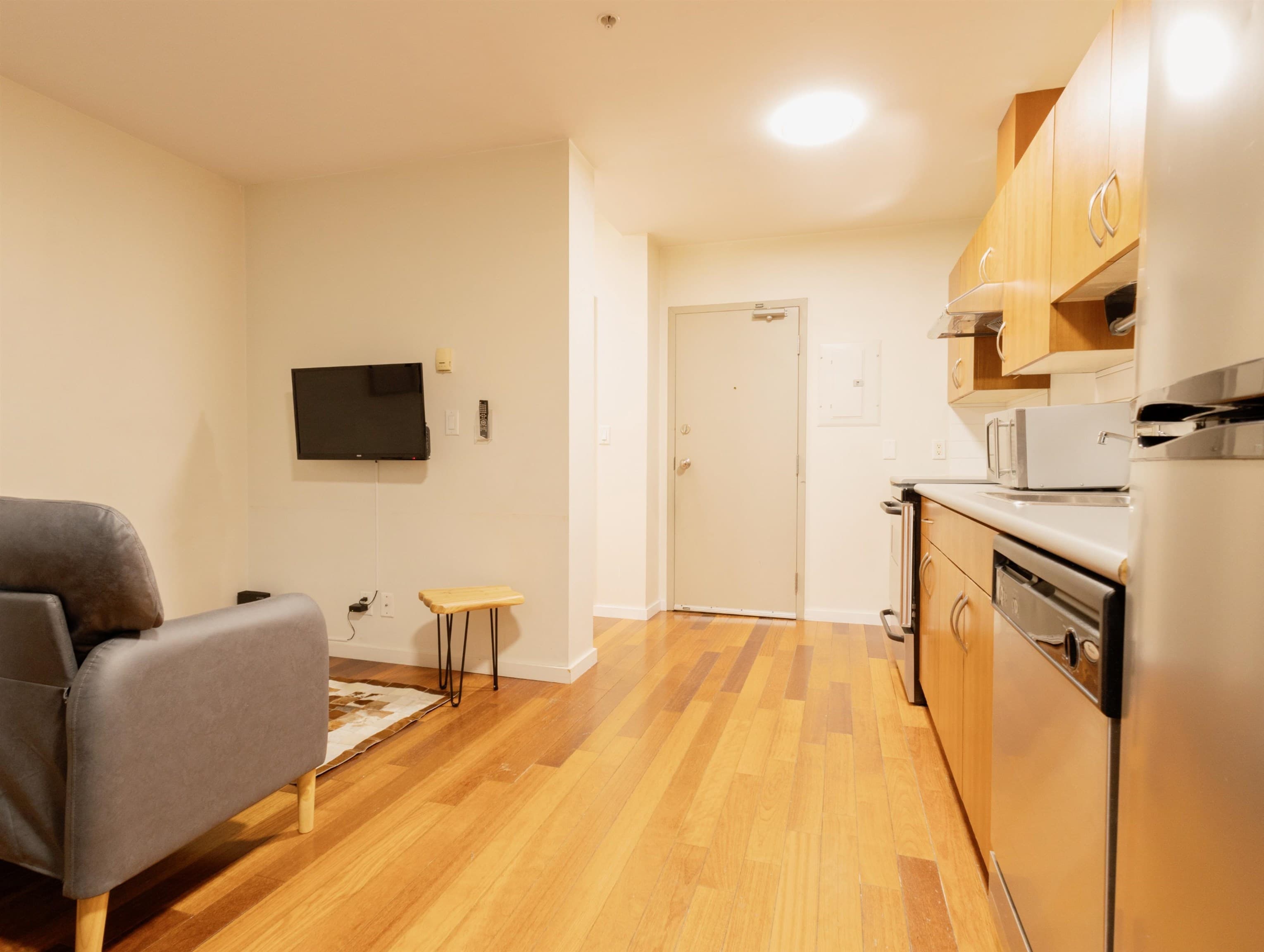 303 - 440 Richards Street, Vancouver