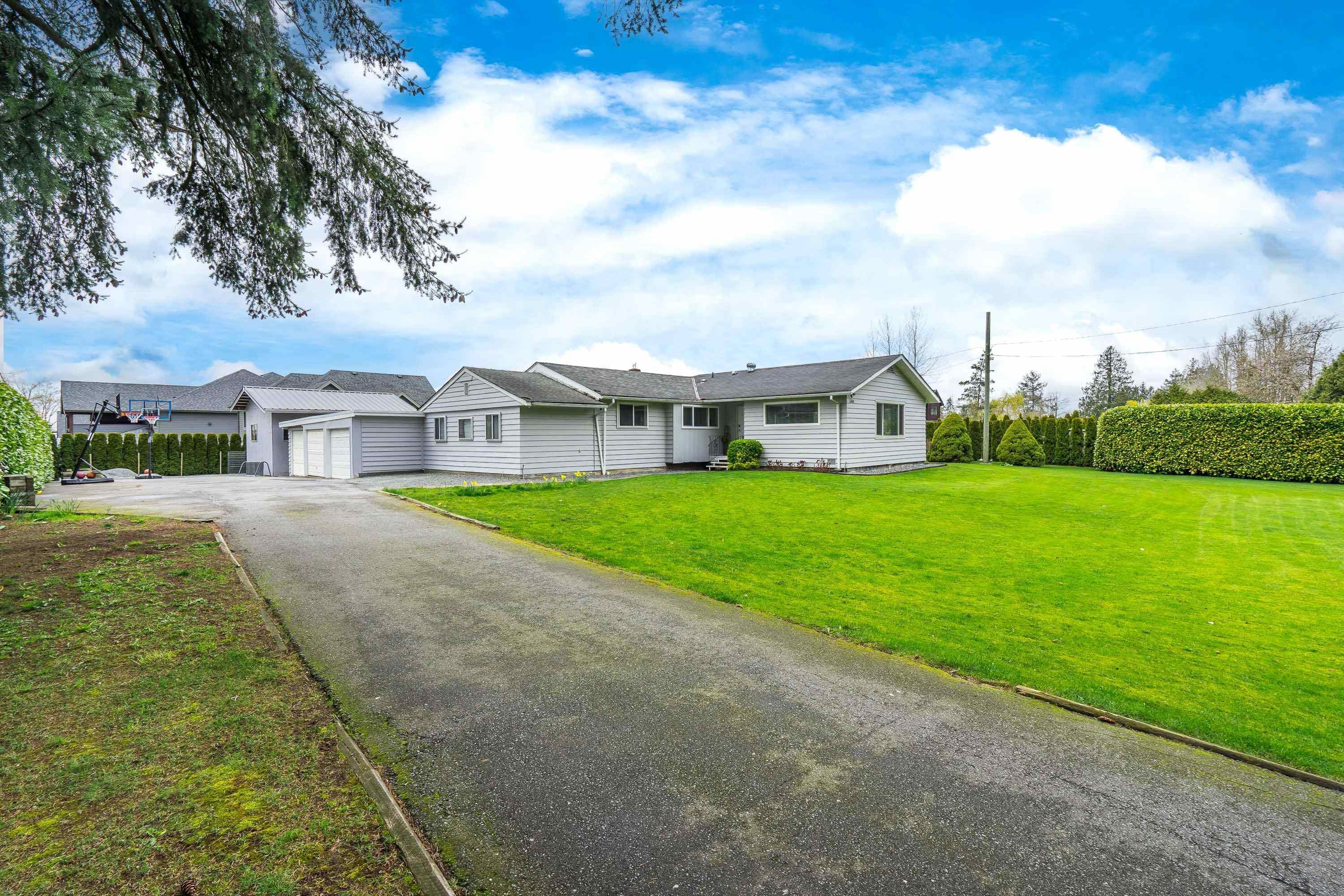 1361 200 Street, Langley, V2Z 1W5 — photo 3