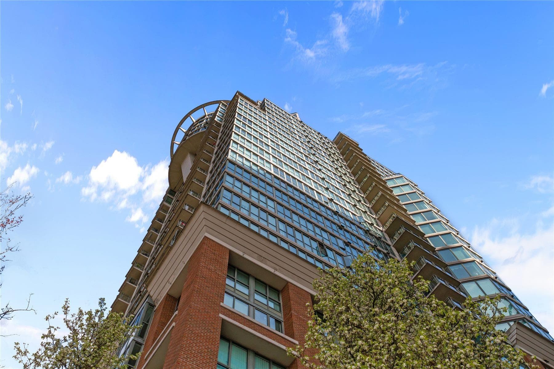 1503 - 1088 Quebec Street, Vancouver, V6A 4H2 — photo 2
