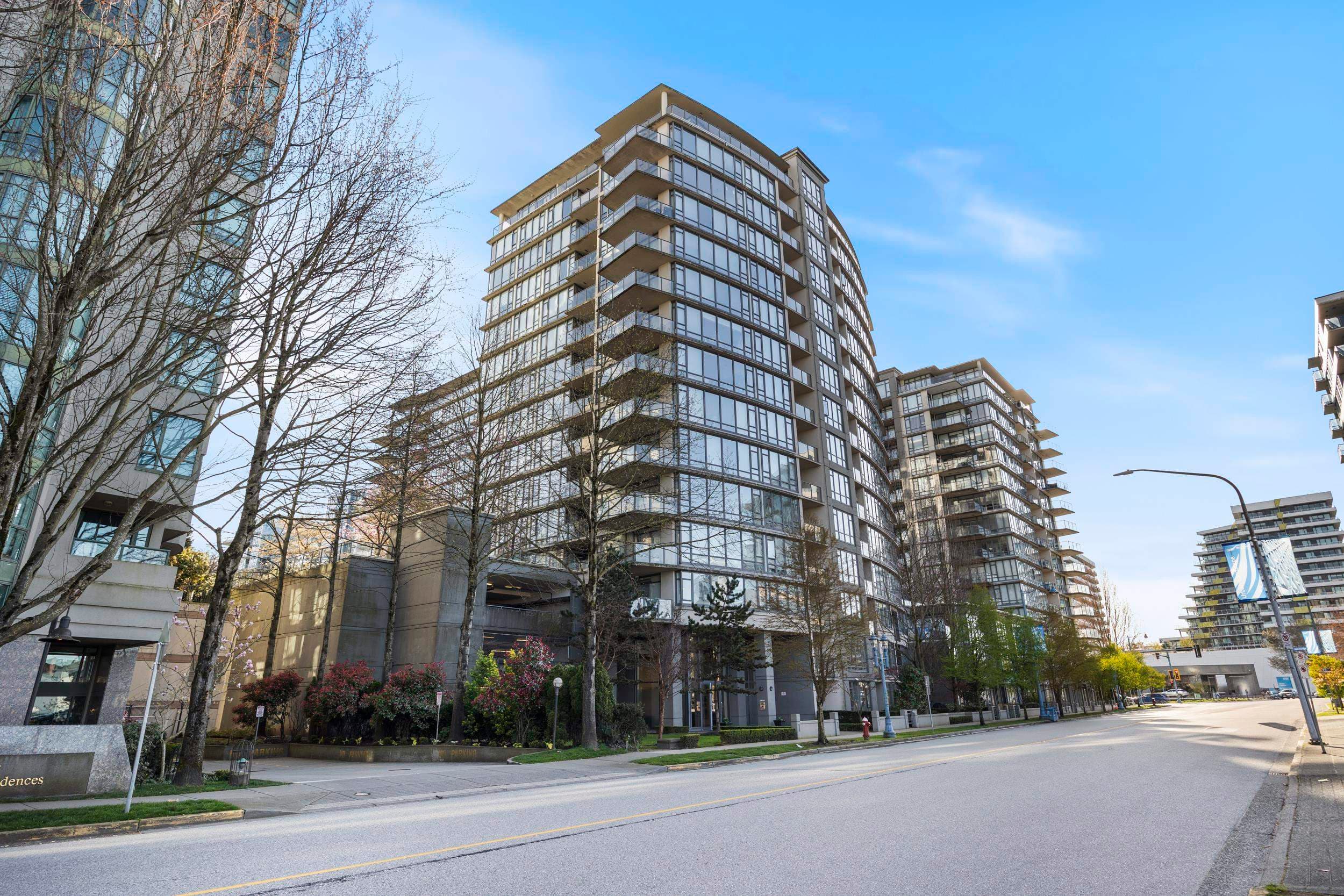 1207 - 7362 Elmbridge Way, Richmond