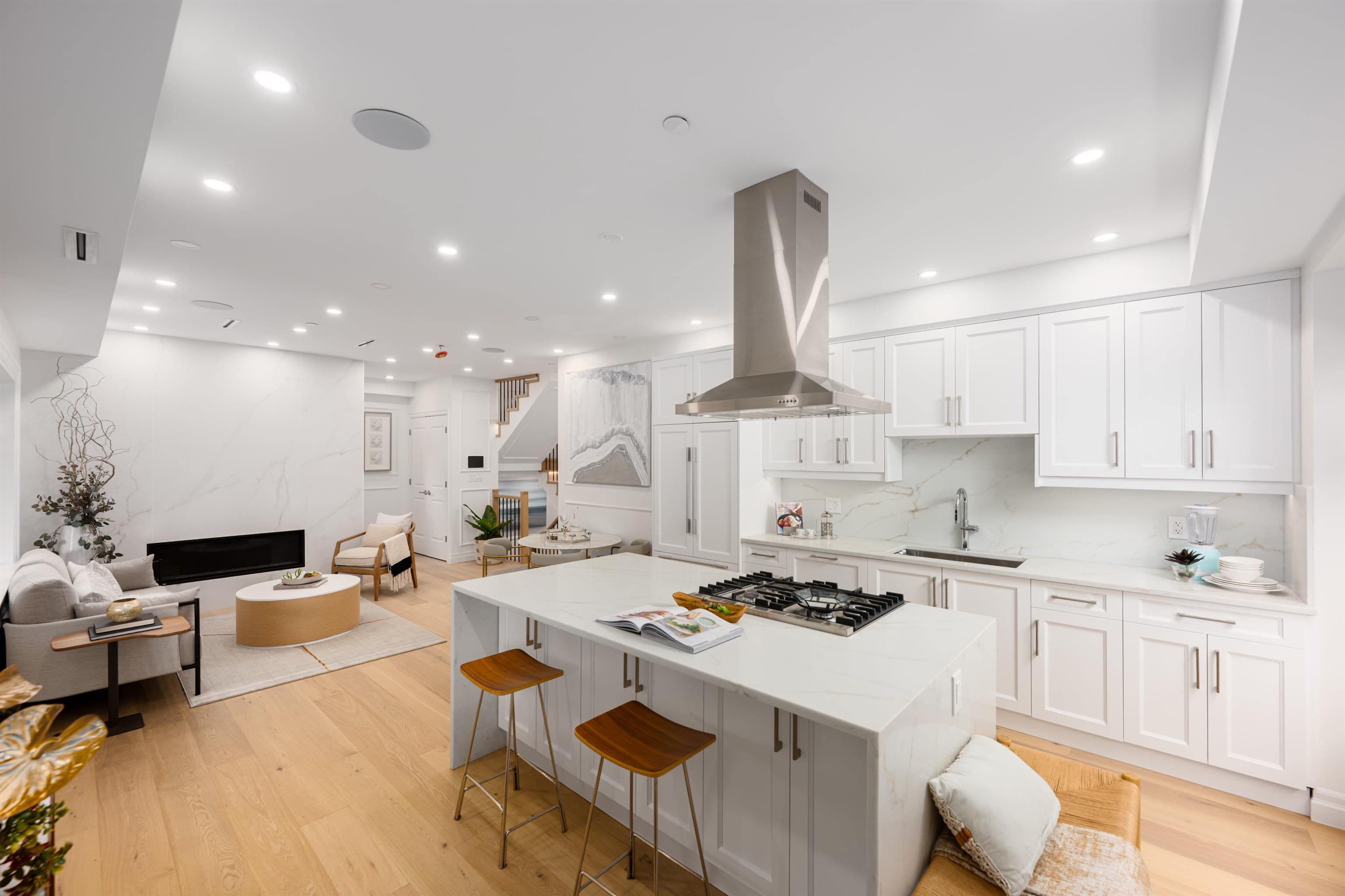 2014 W 15th Avenue, Vancouver