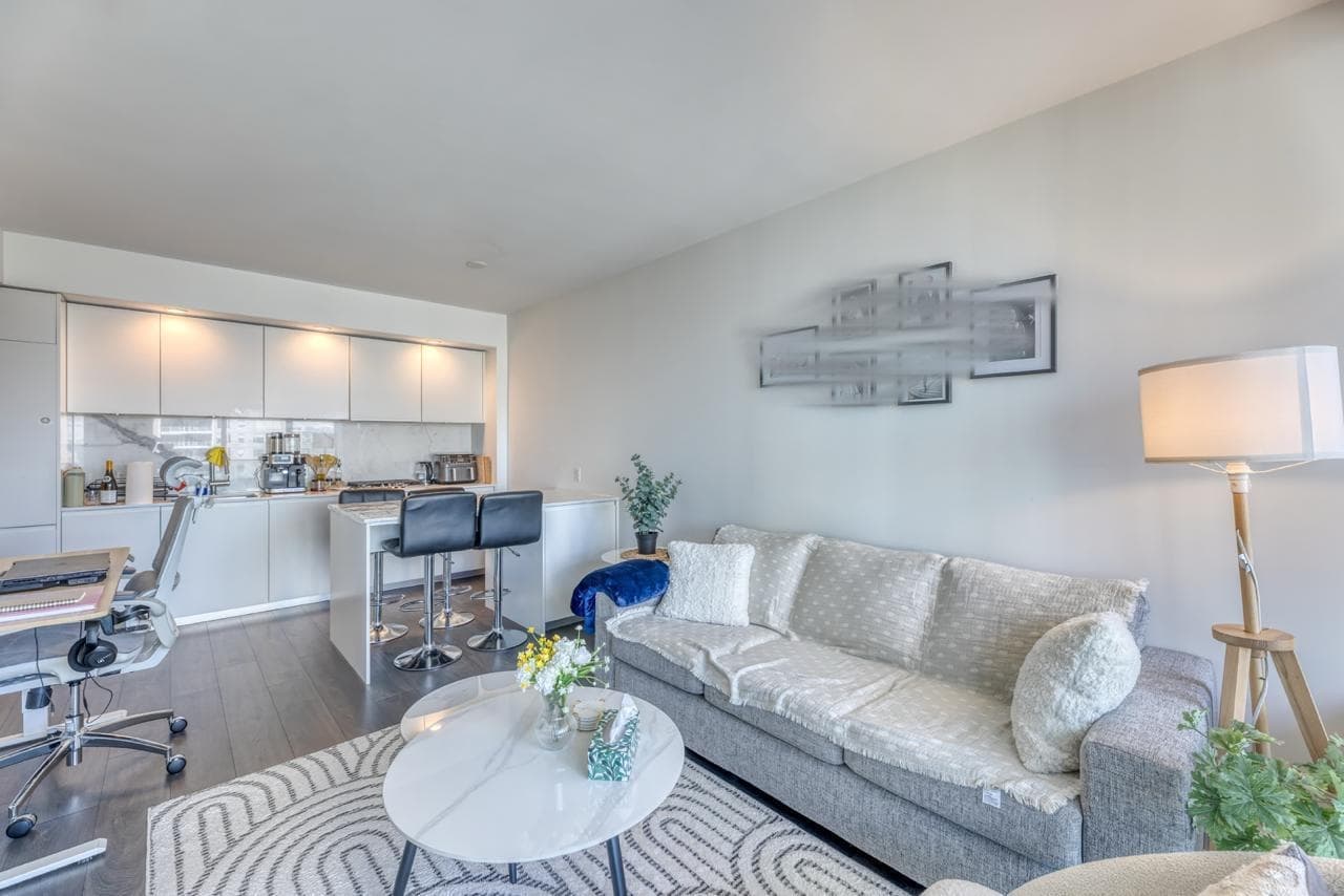 1801 - 6463 Silver Avenue, Burnaby, V5H 0K4 — photo 4