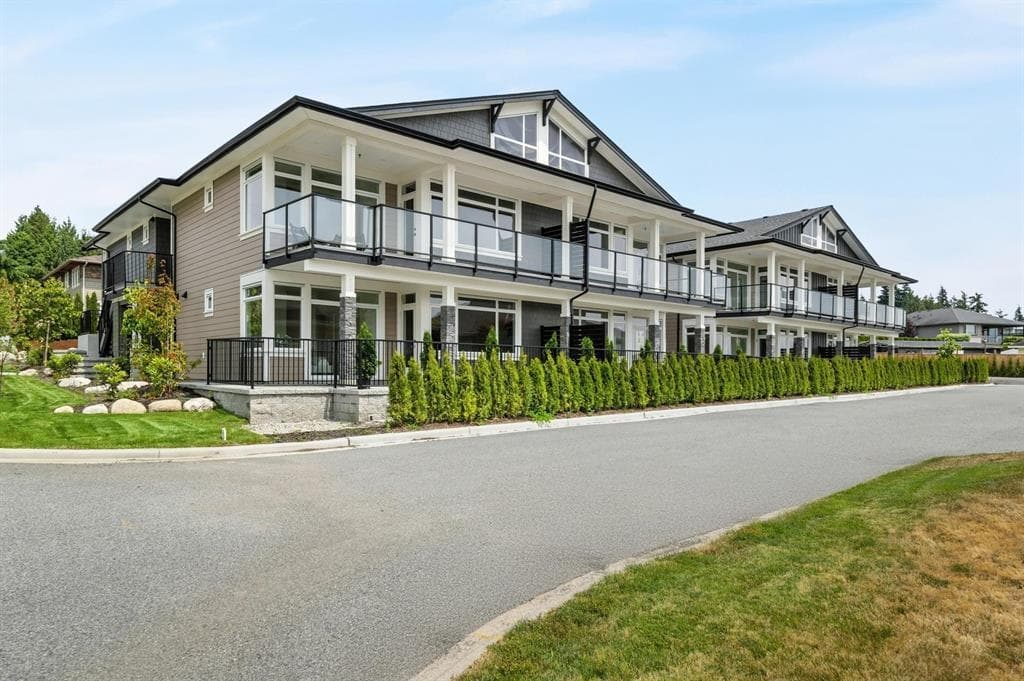 5 - 5522 Mccourt Road, Sechelt